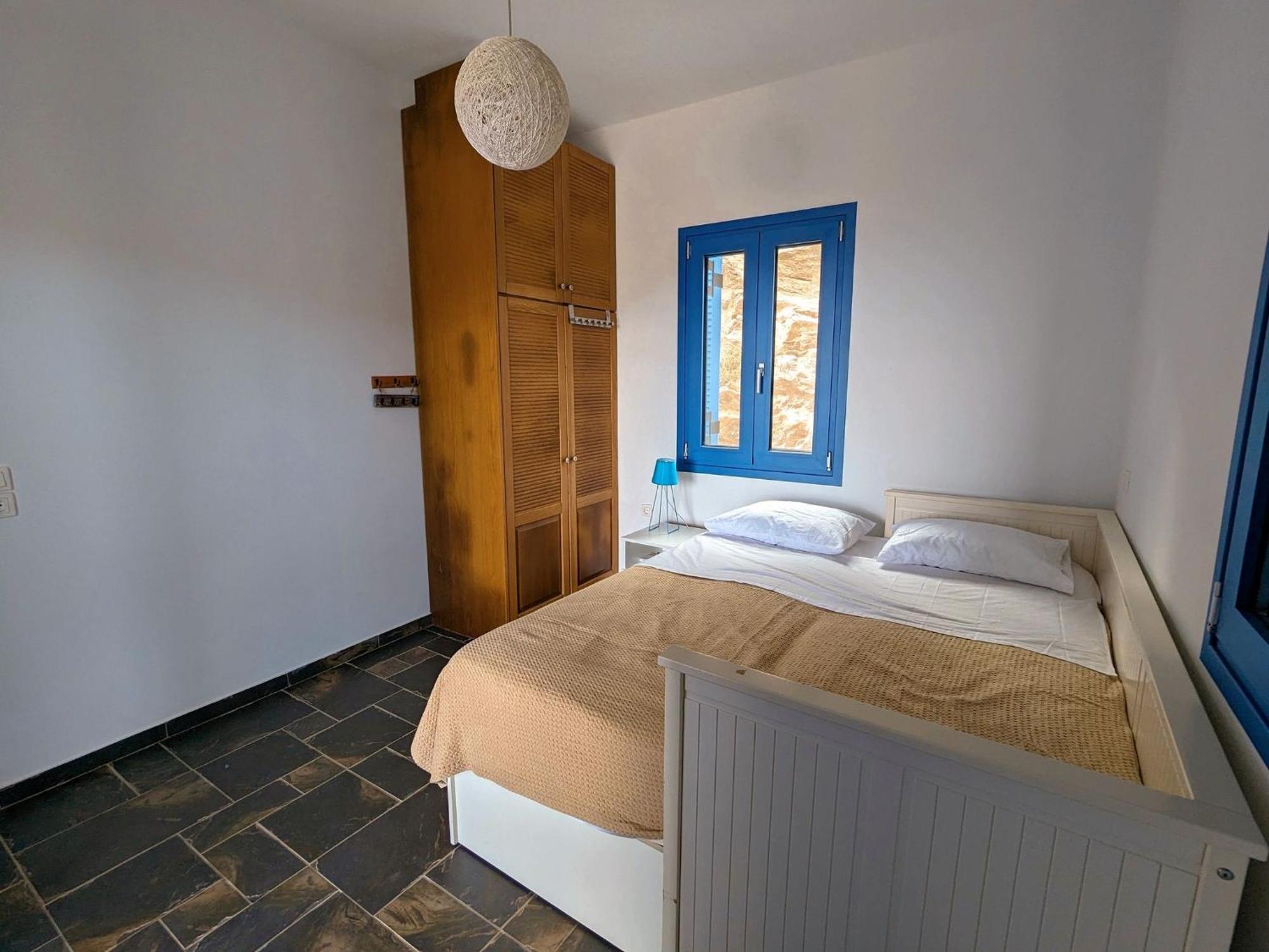 Tranquil Seaside Escape Holiday home Kythnos