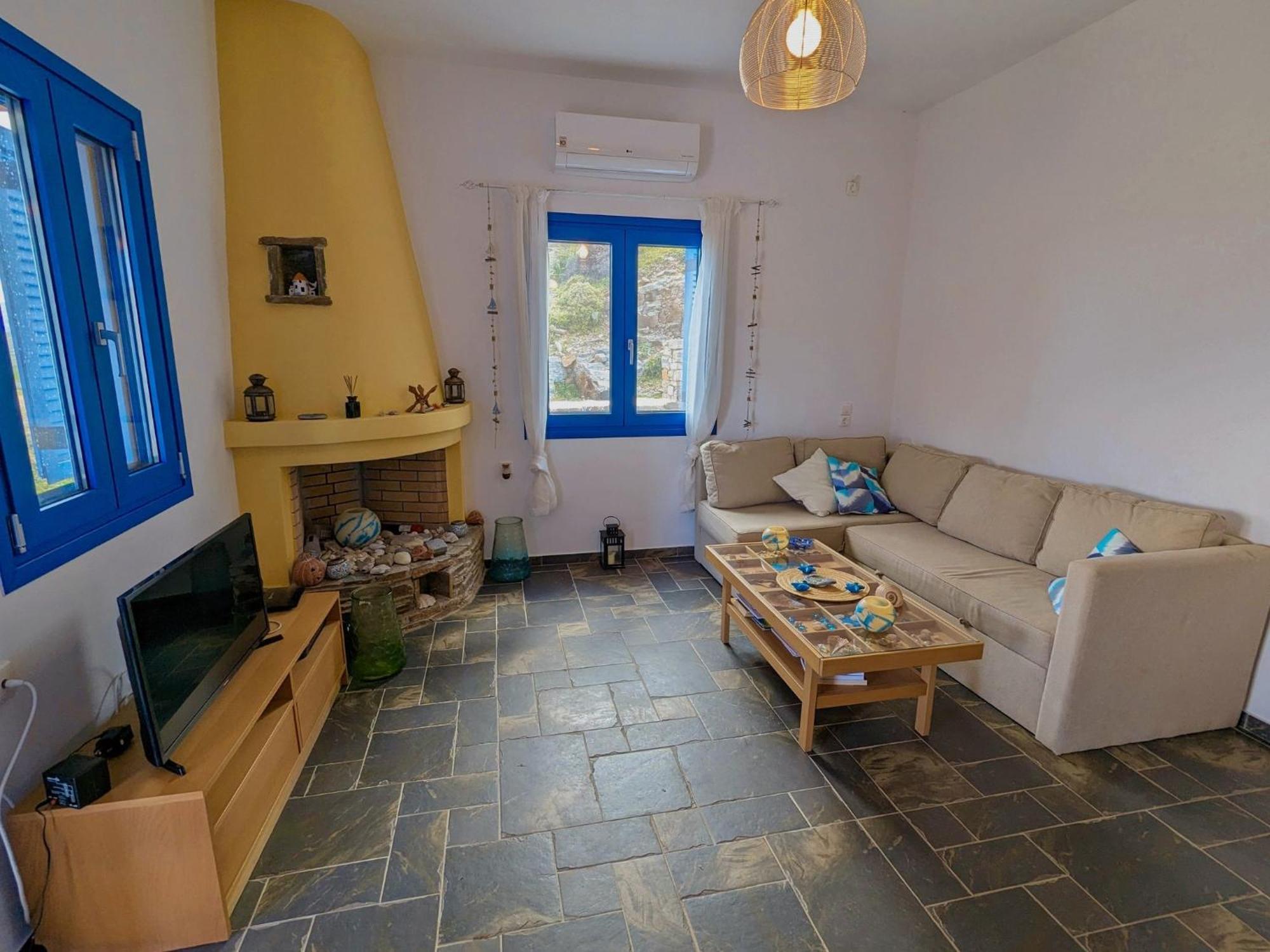 Tranquil Seaside Escape Holiday home Kythnos