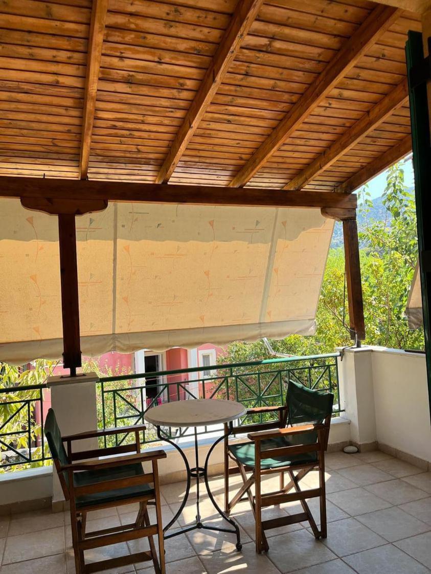 Lenia Aparthotel Kalamitsi (Lefkada)