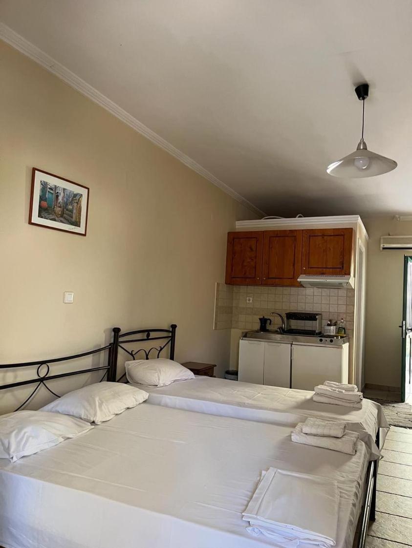 Aparthotel Lenia Kalamitsi (Lefkada)