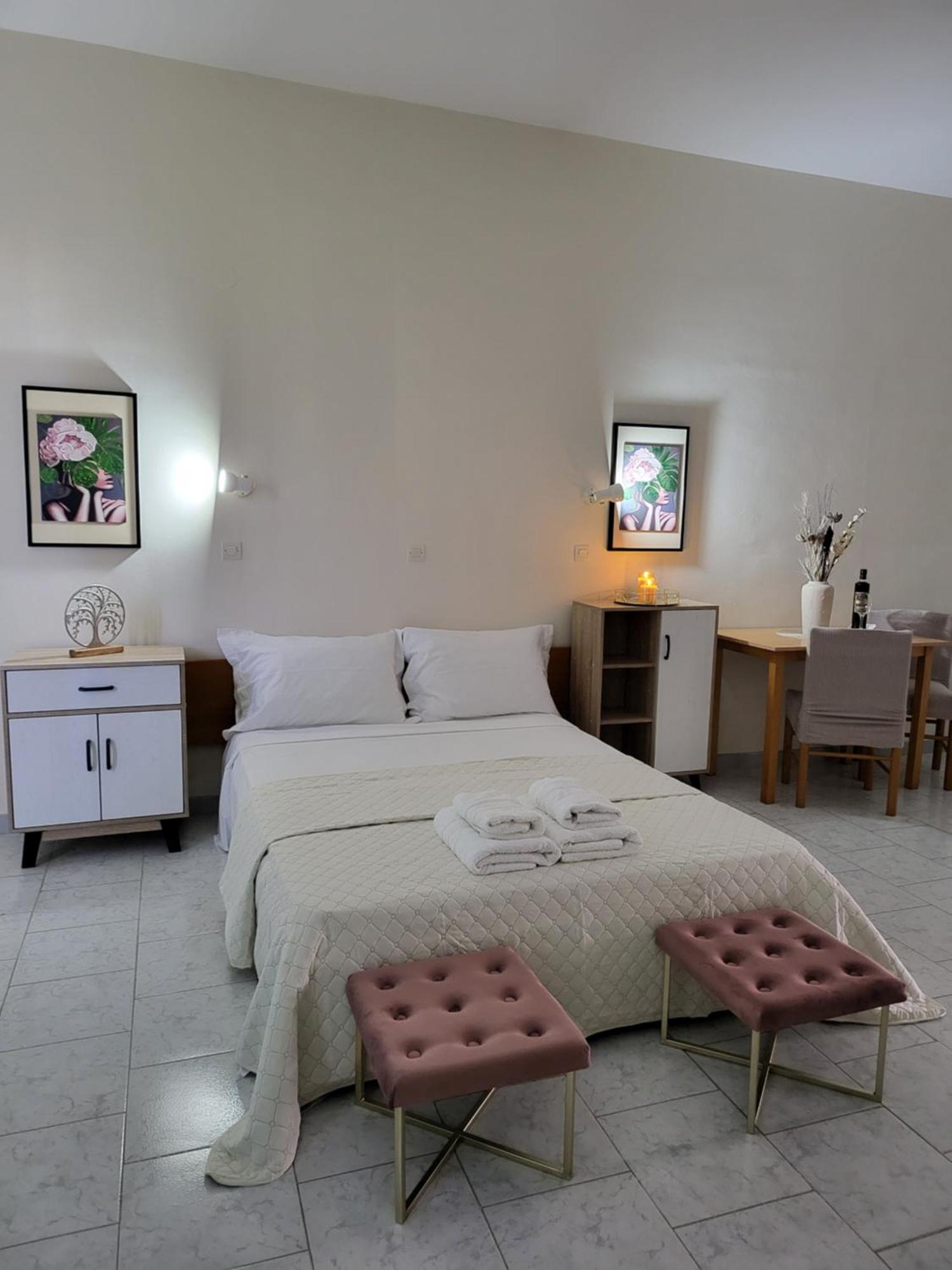 Aparthotel Pyrgos Hotel Apartments 2*
