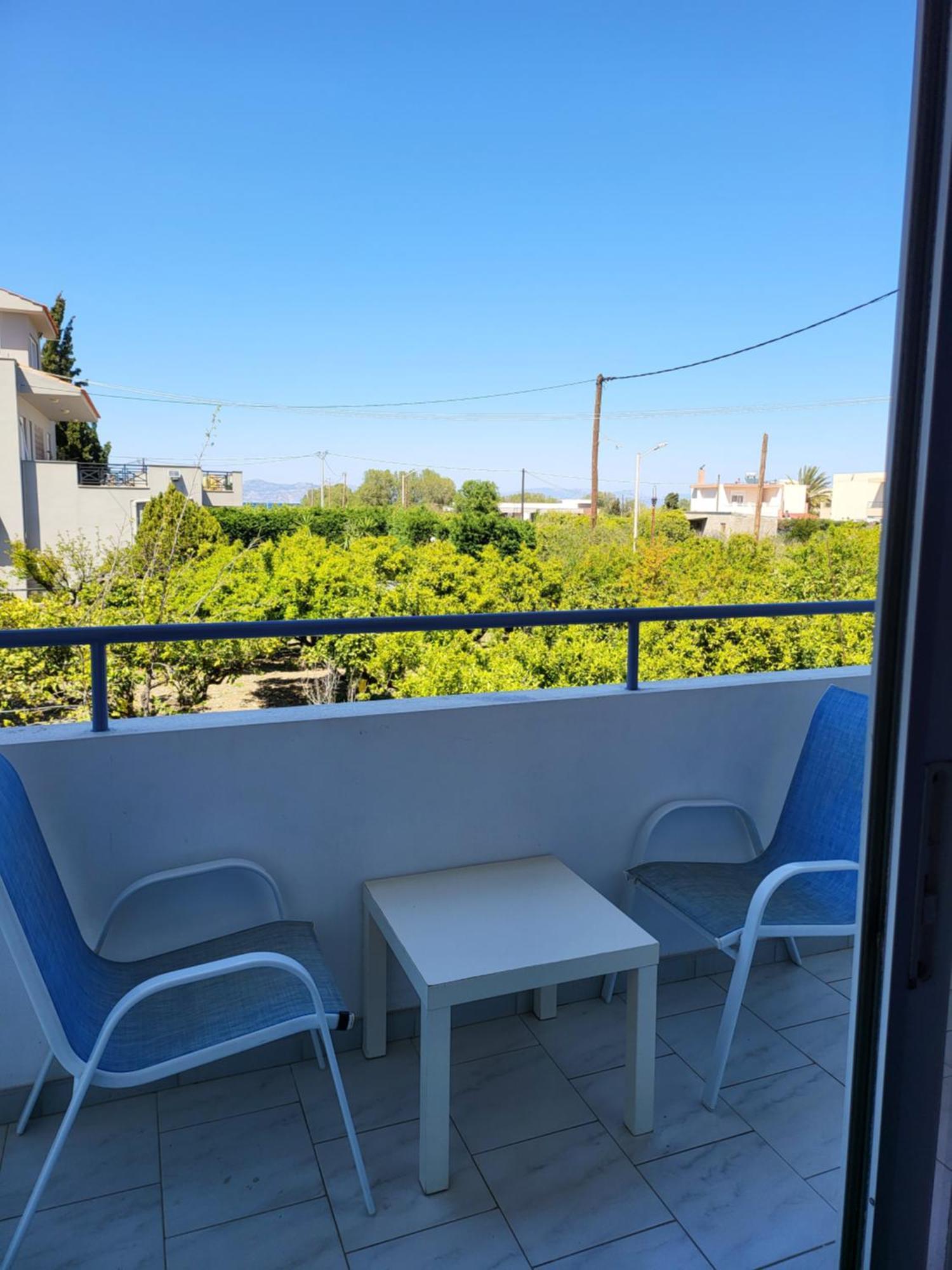 Aparthotel Pyrgos Hotel Apartments 2*
