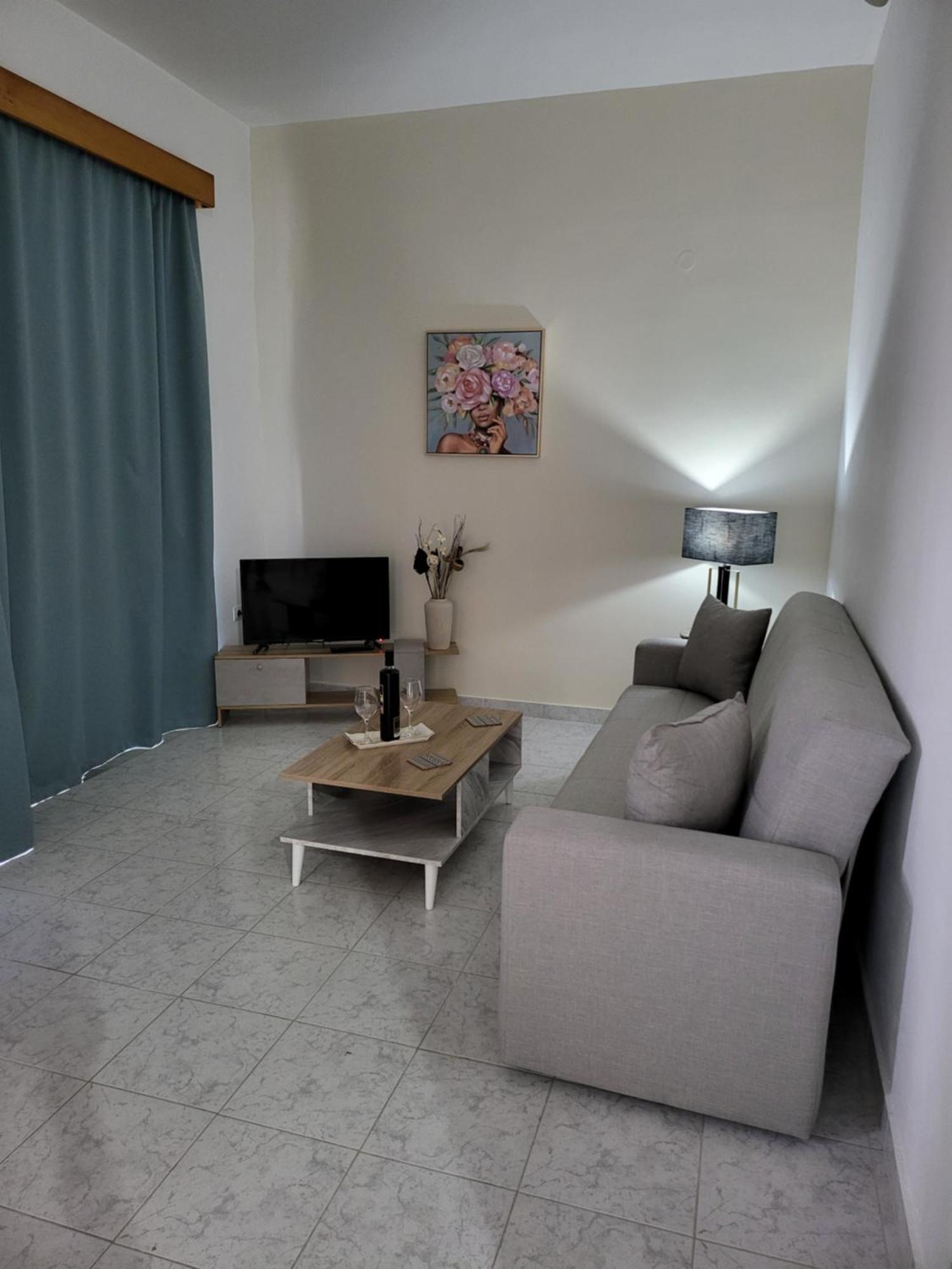 Pyrgos Hotel Apartments 2* Kremasti (Rhodes)