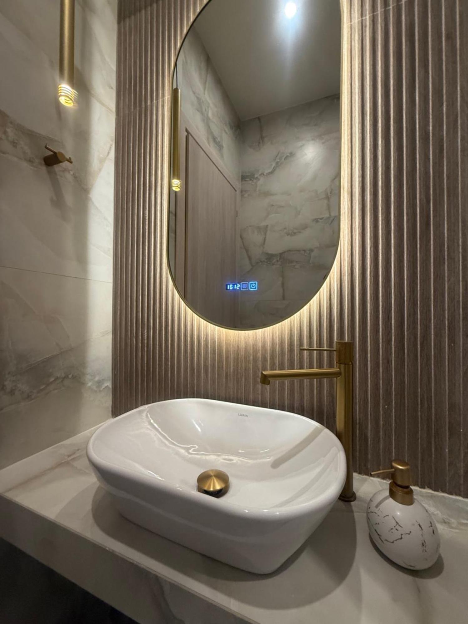 Aqua Mare Luxury Apartment