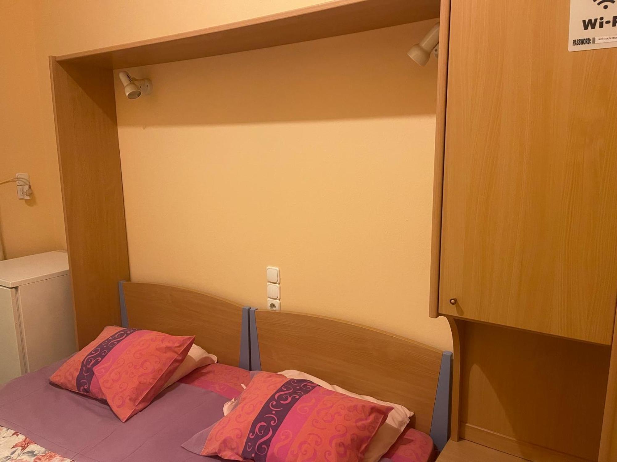Pislis Guest house Kamena Vourla