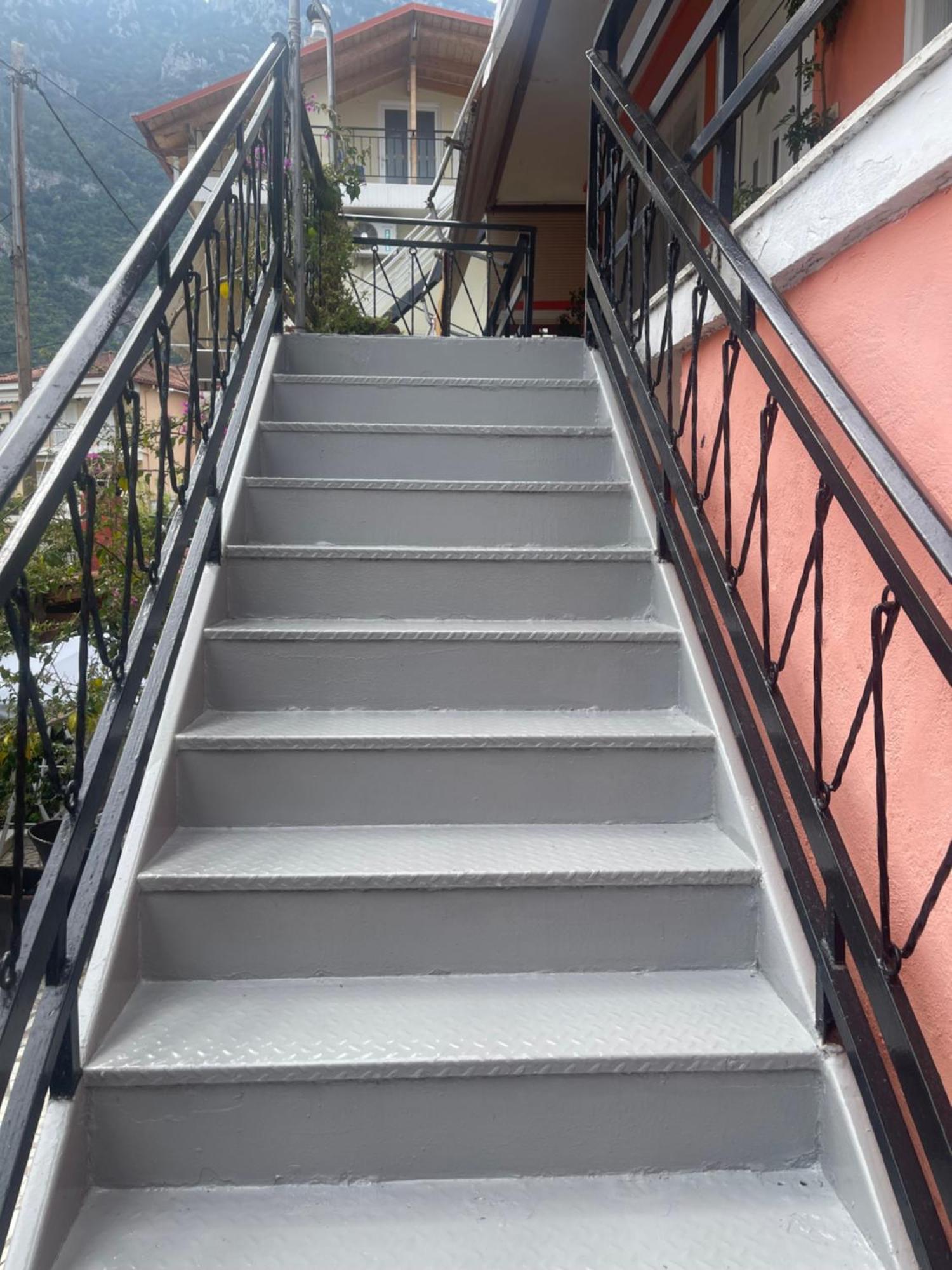 Pislis Guest house