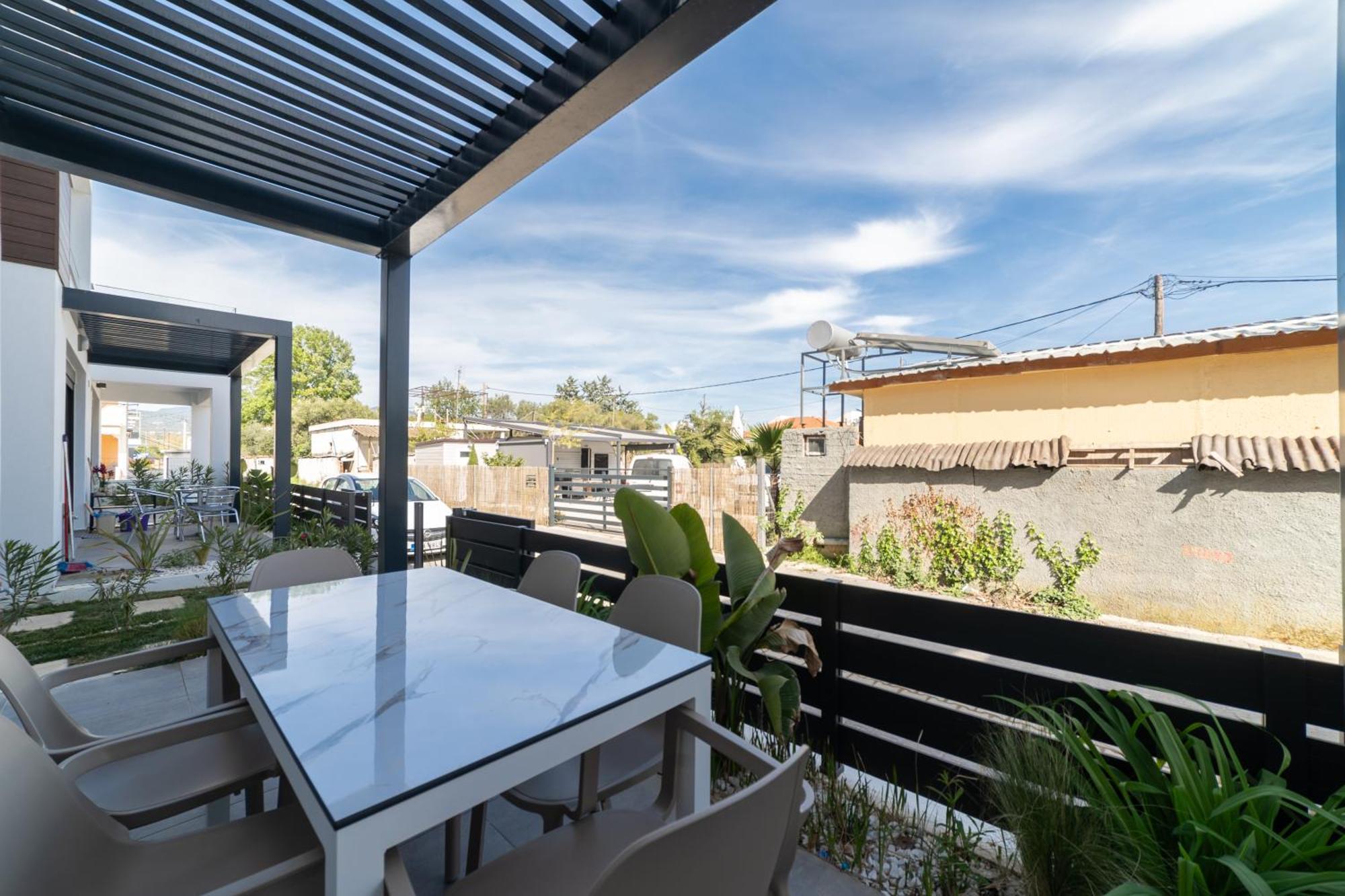 Apartment Kleoniki & Irida Residential Complexes Ofrinion