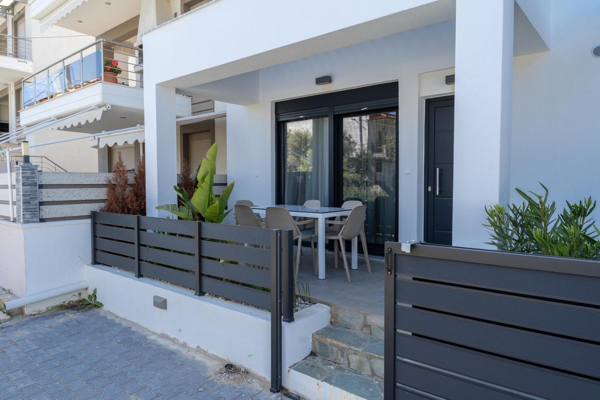 Apartment Kleoniki & Irida Residential Complexes