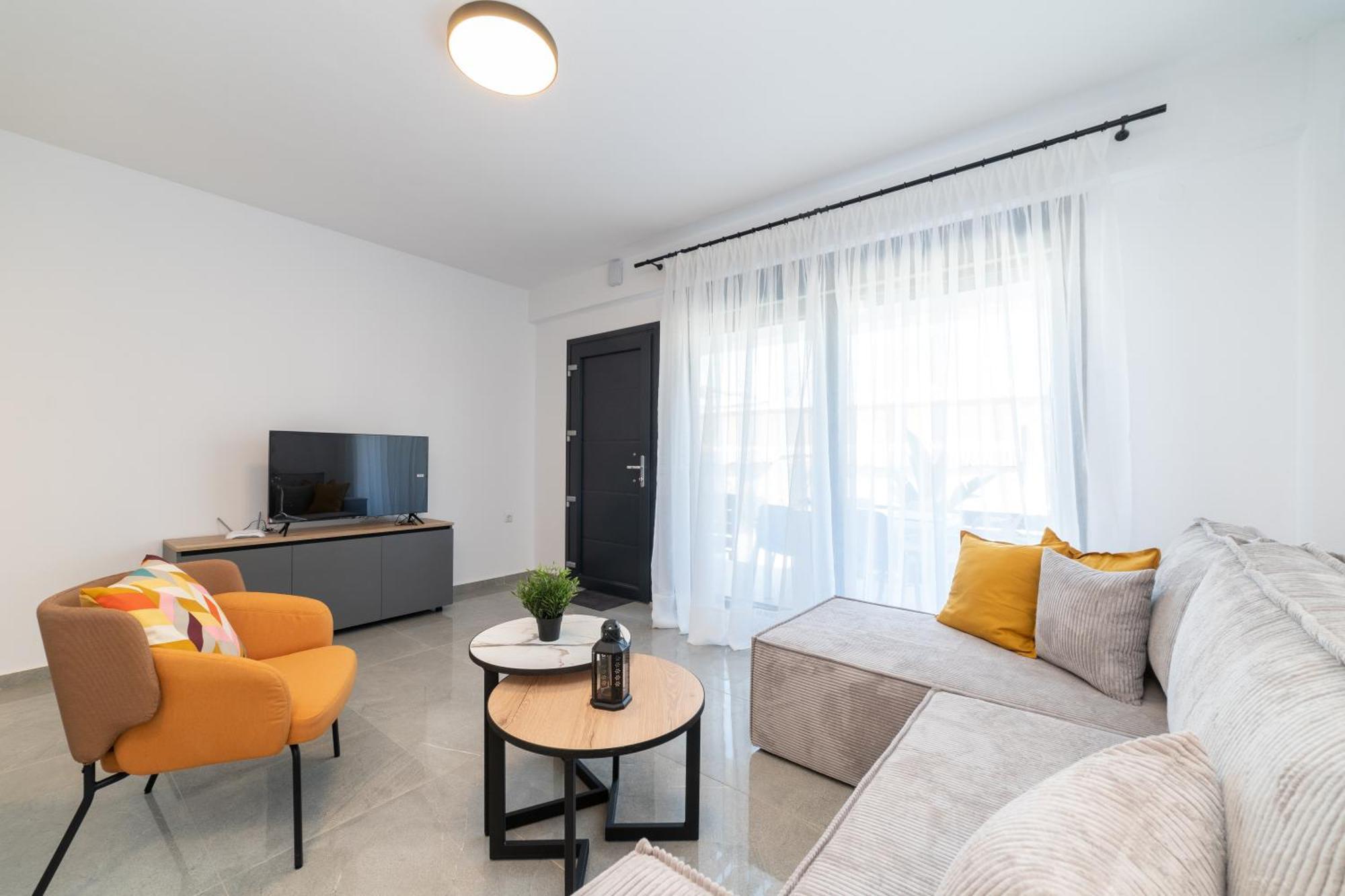 Kleoniki & Irida Residential Complexes Apartment Ofrinion