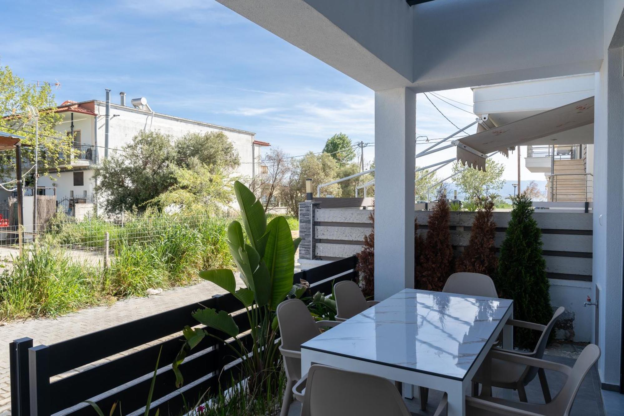 Apartment Kleoniki & Irida Residential Complexes