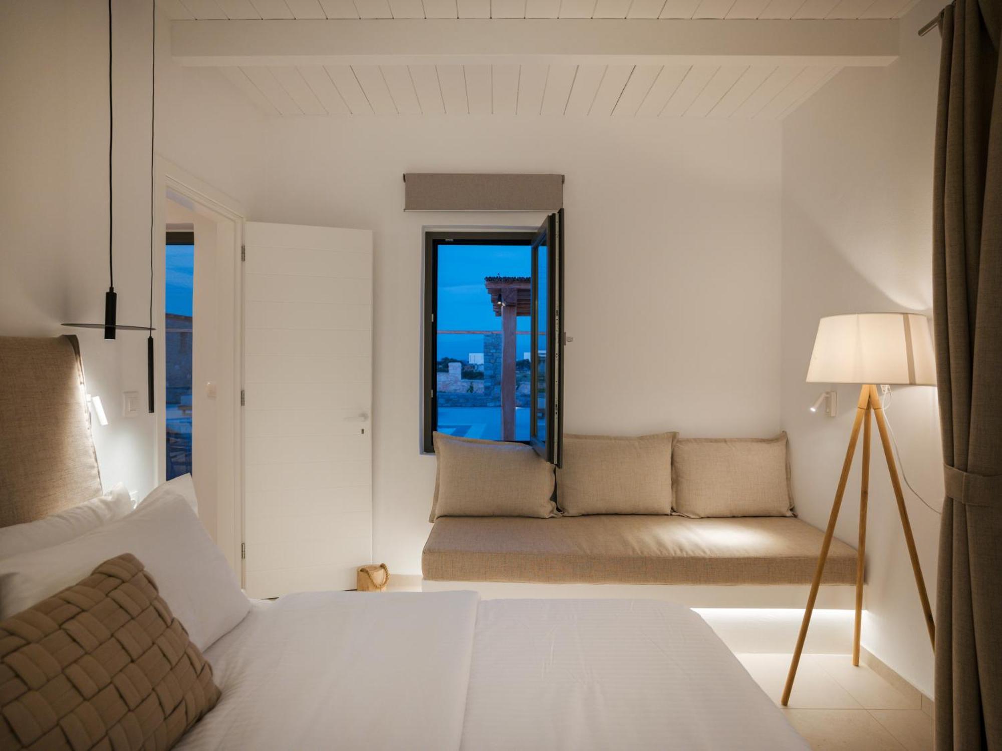 Noble Pearl Paros * Santa Maria (Paros)