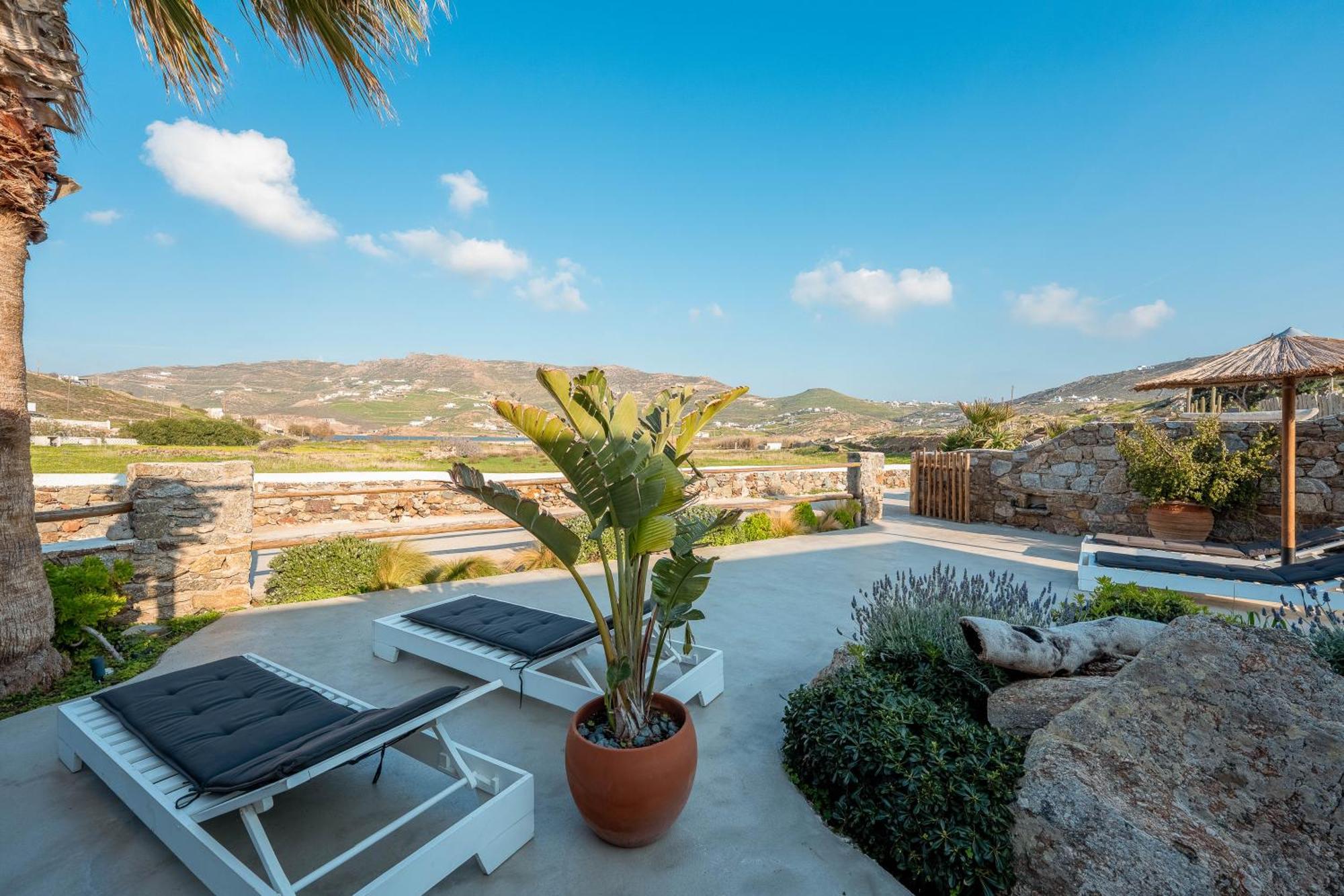 Blue Cove Maisonette At Ftelia Beach, Seaview Mykonos Town