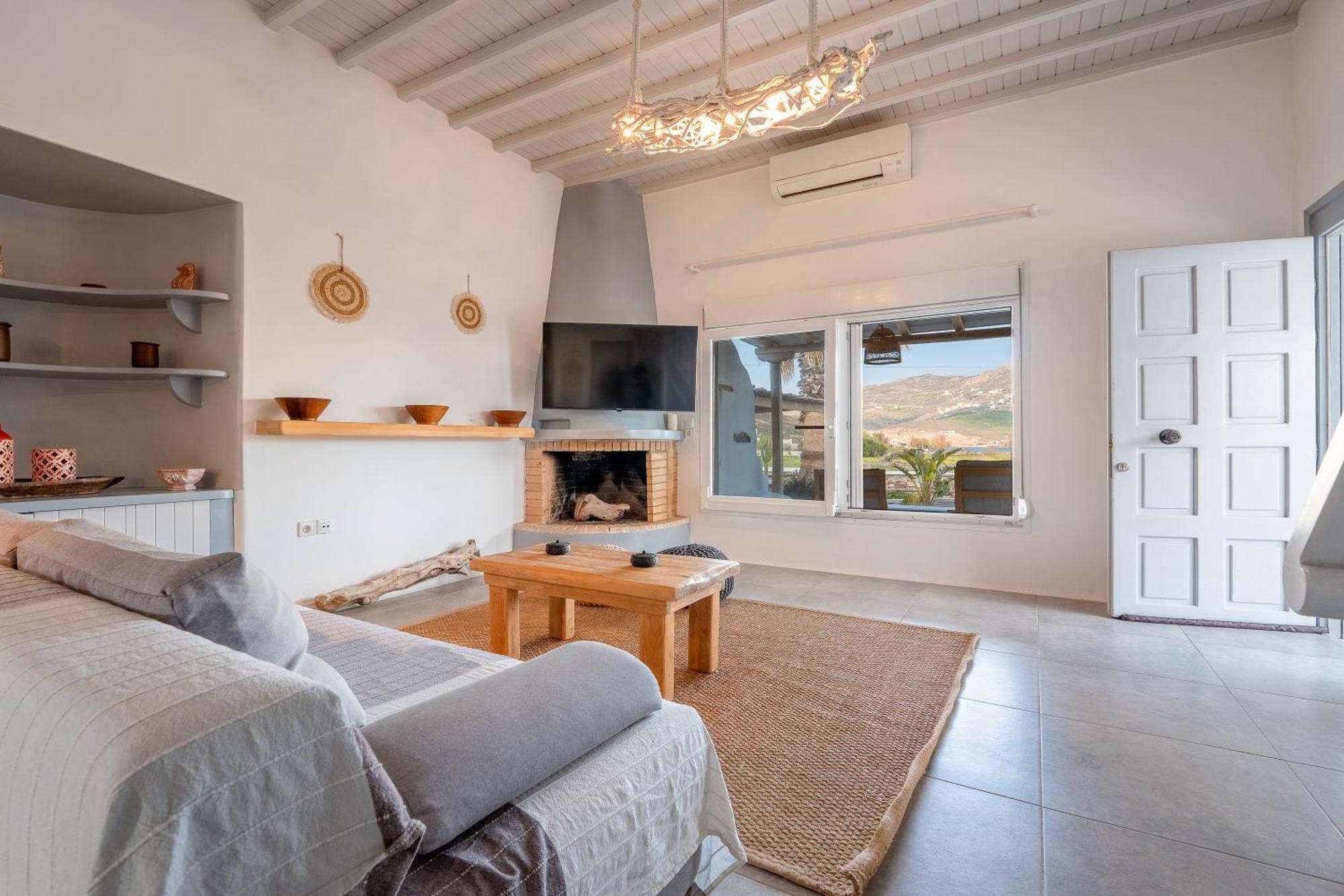 Holiday home Blue Cove Maisonette At Ftelia Beach, Seaview Mykonos Town