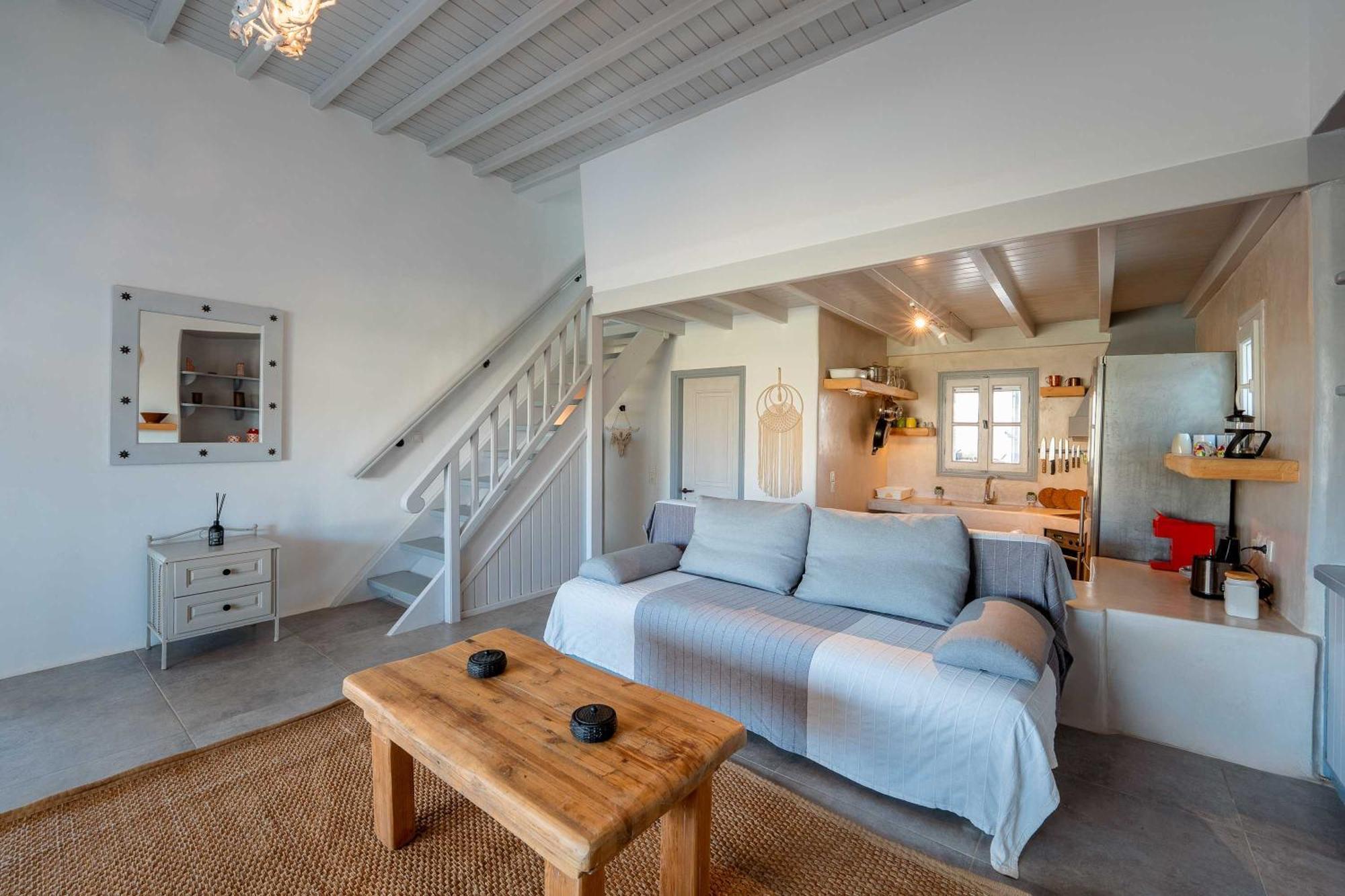 Blue Cove Maisonette At Ftelia Beach, Seaview