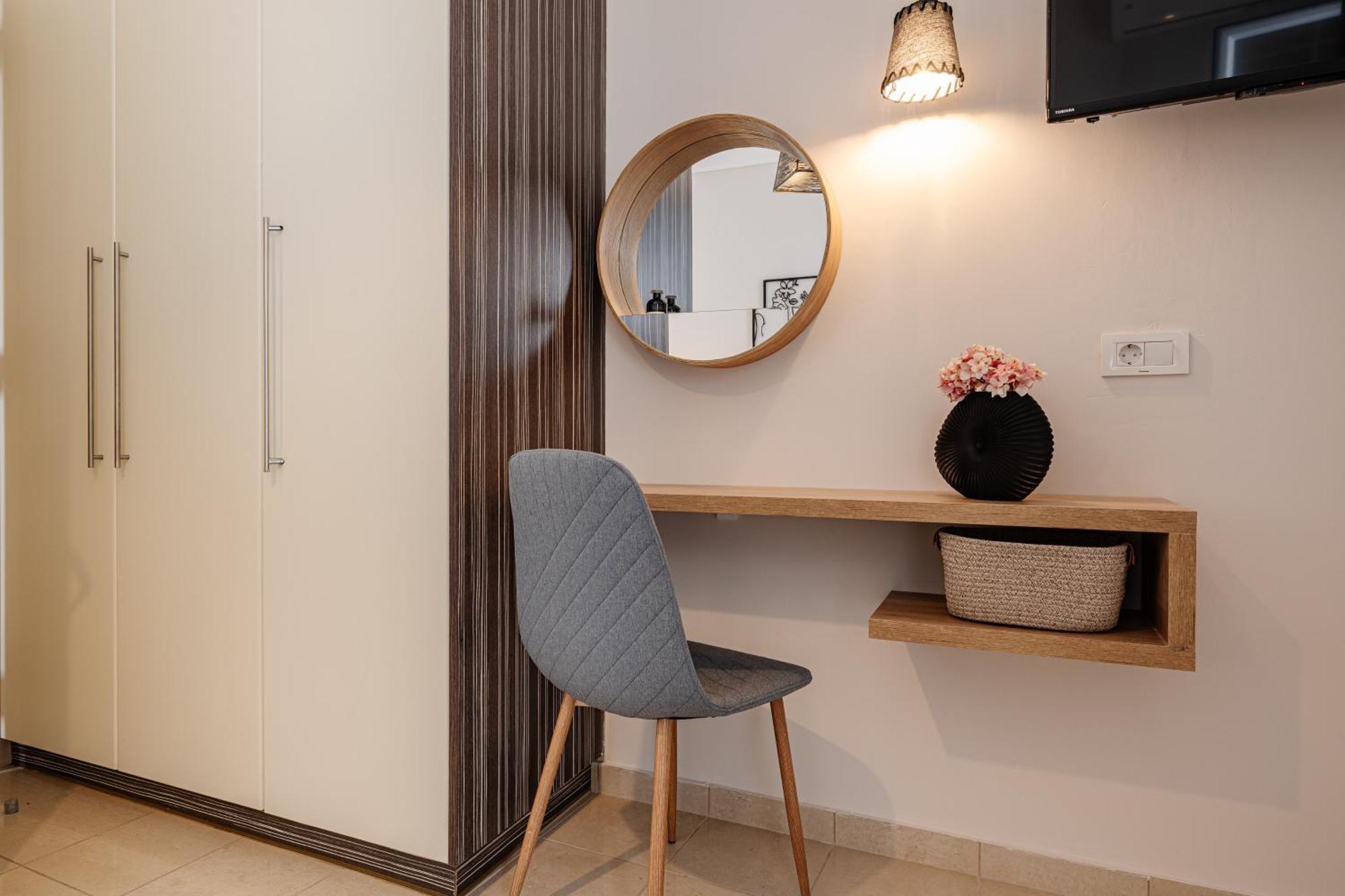 Premiere Lumiere Apartment *