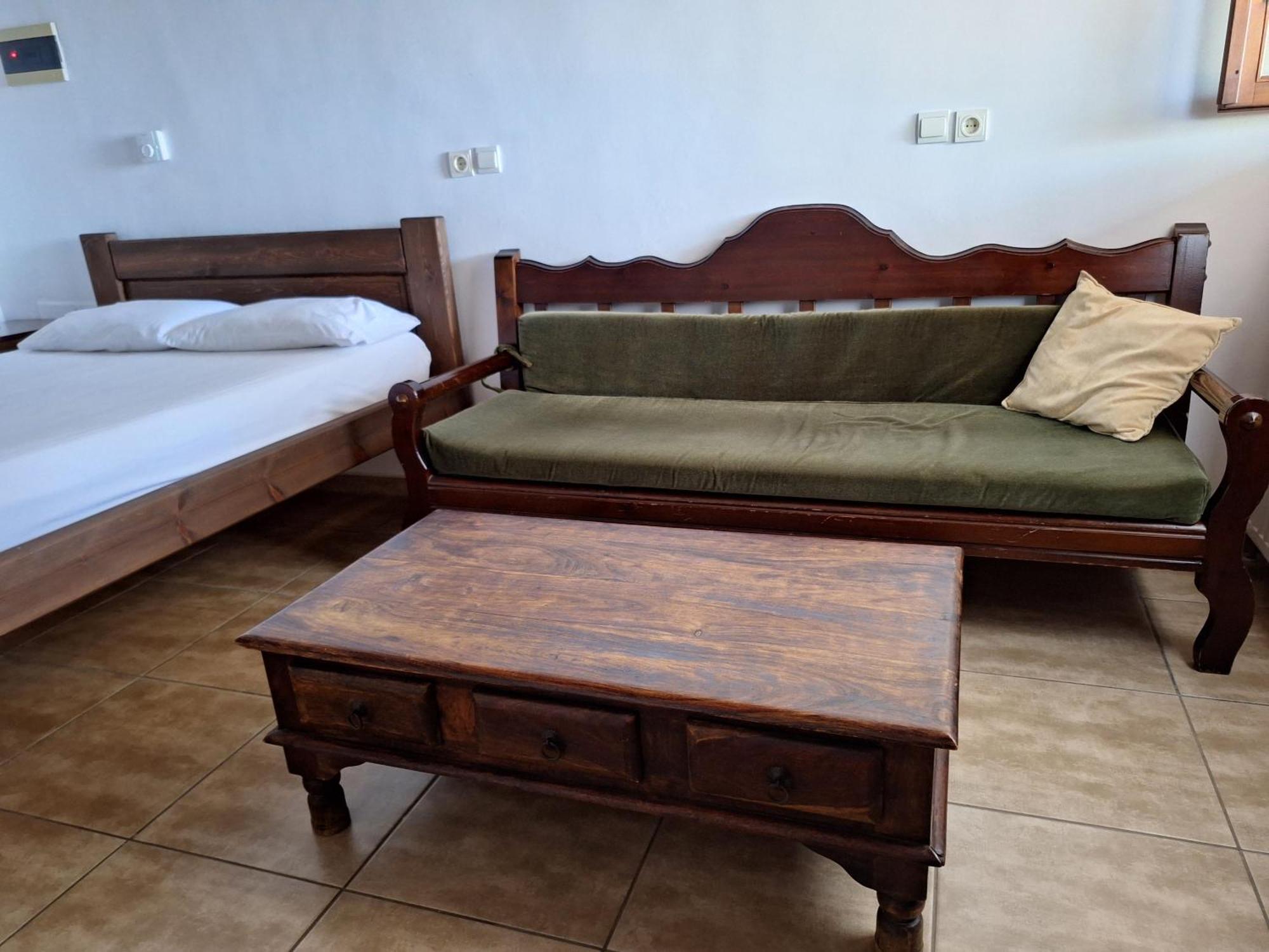 Kastania Gi Apartment *