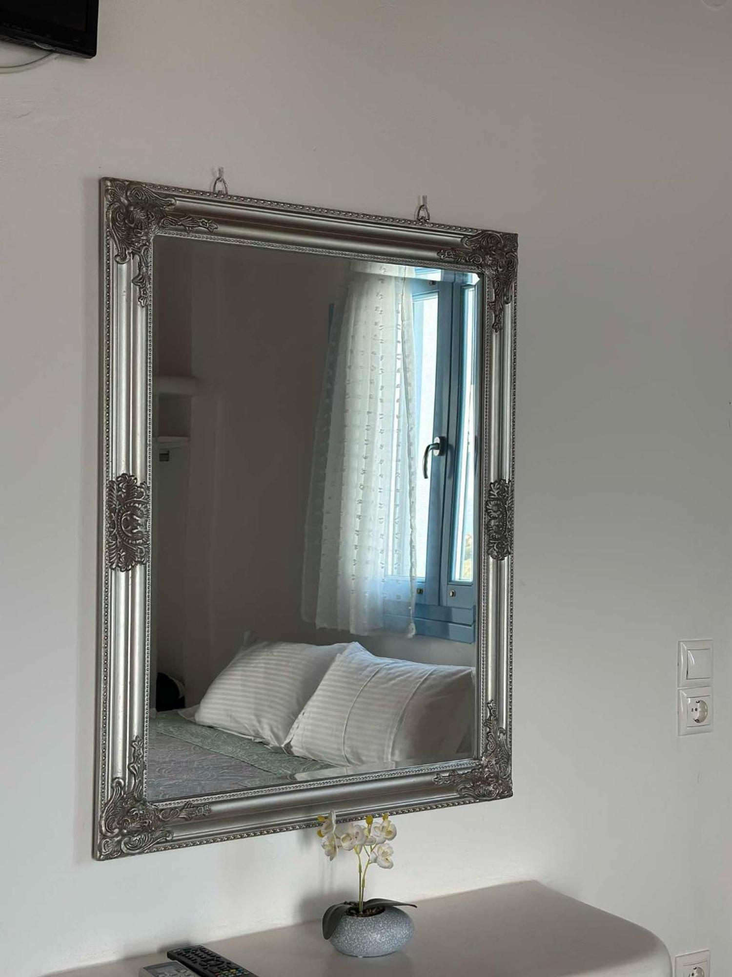 Apartment Betty Plaka (Milos)