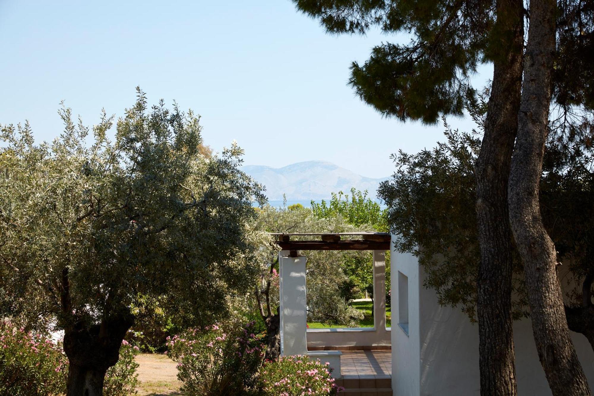 Resort Hydra