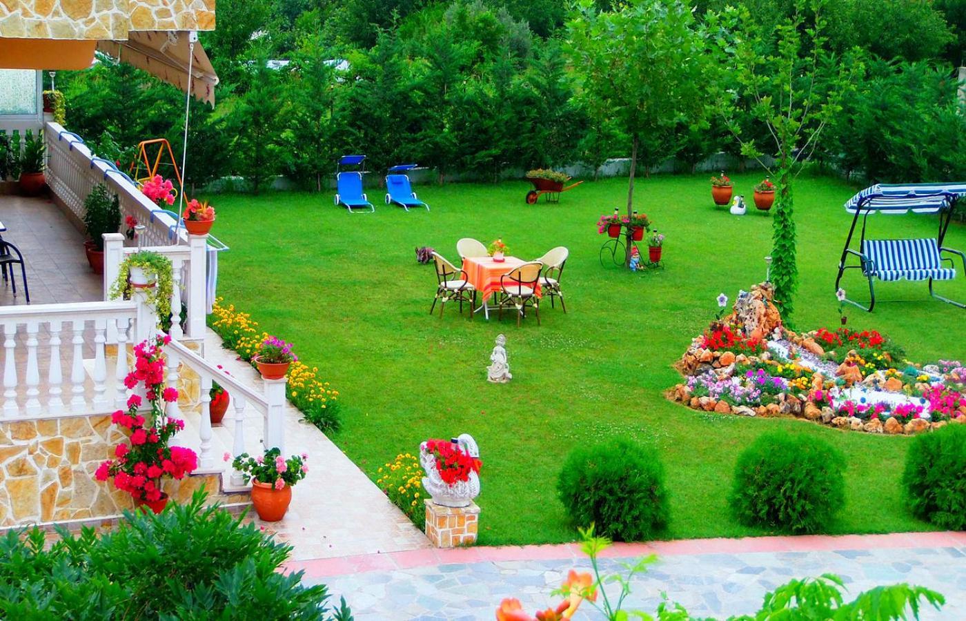 Relax Pozar Guest house