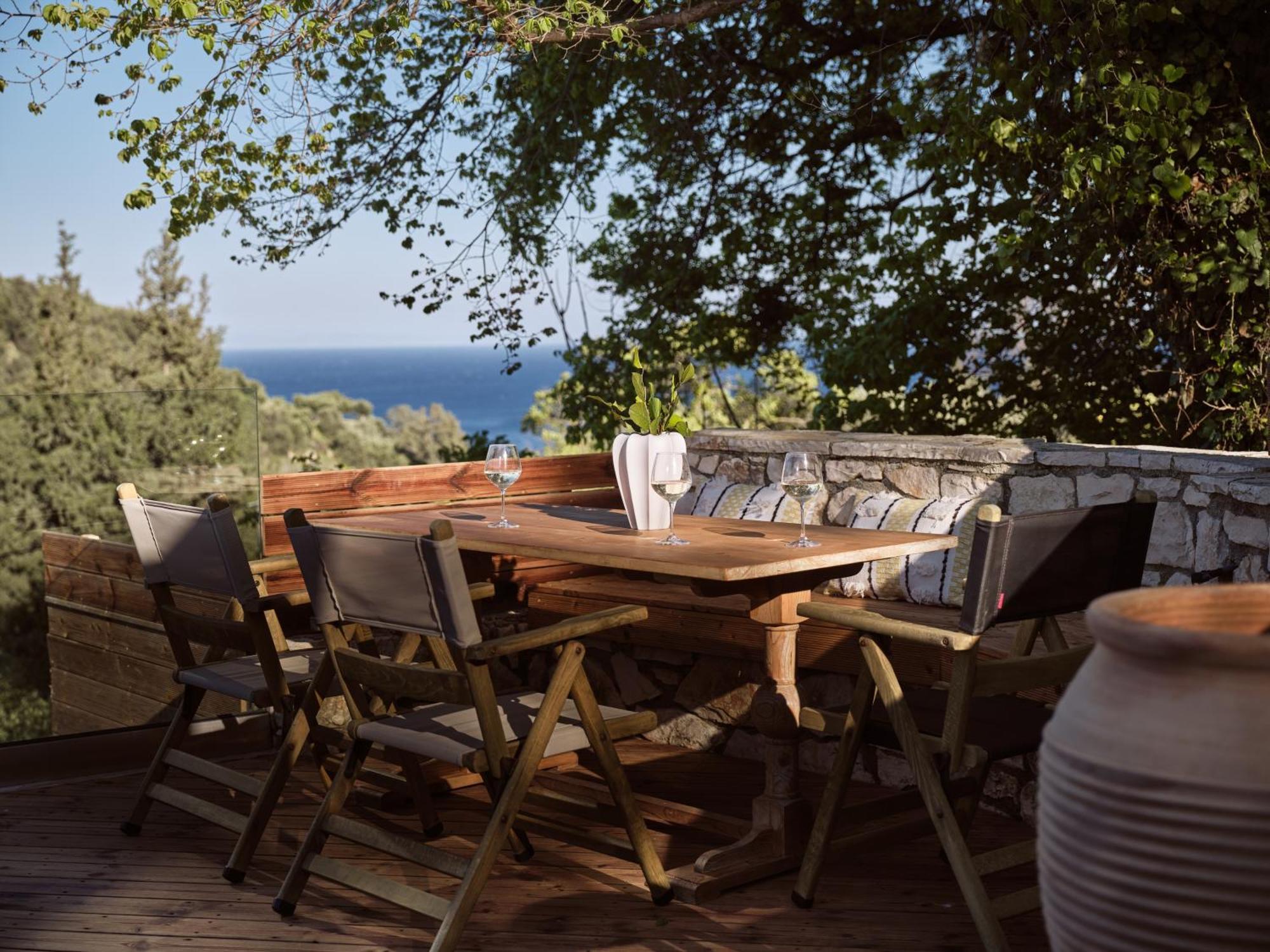 Villa Chris & Jo Villas, Enchanting Escapes, With Heated Pools & Seaviews By Thinkvilla *
