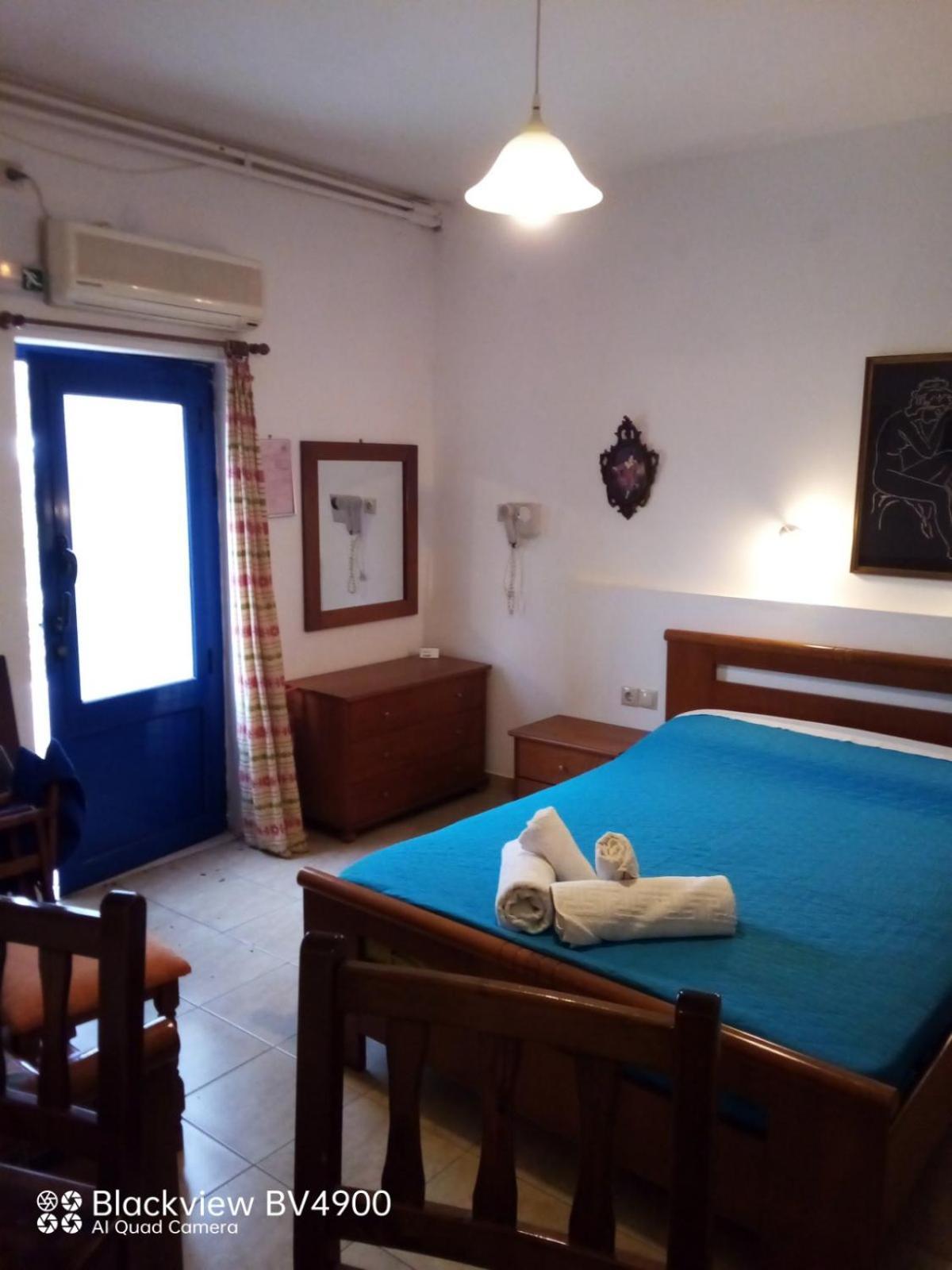 Kouvaras Apartment *