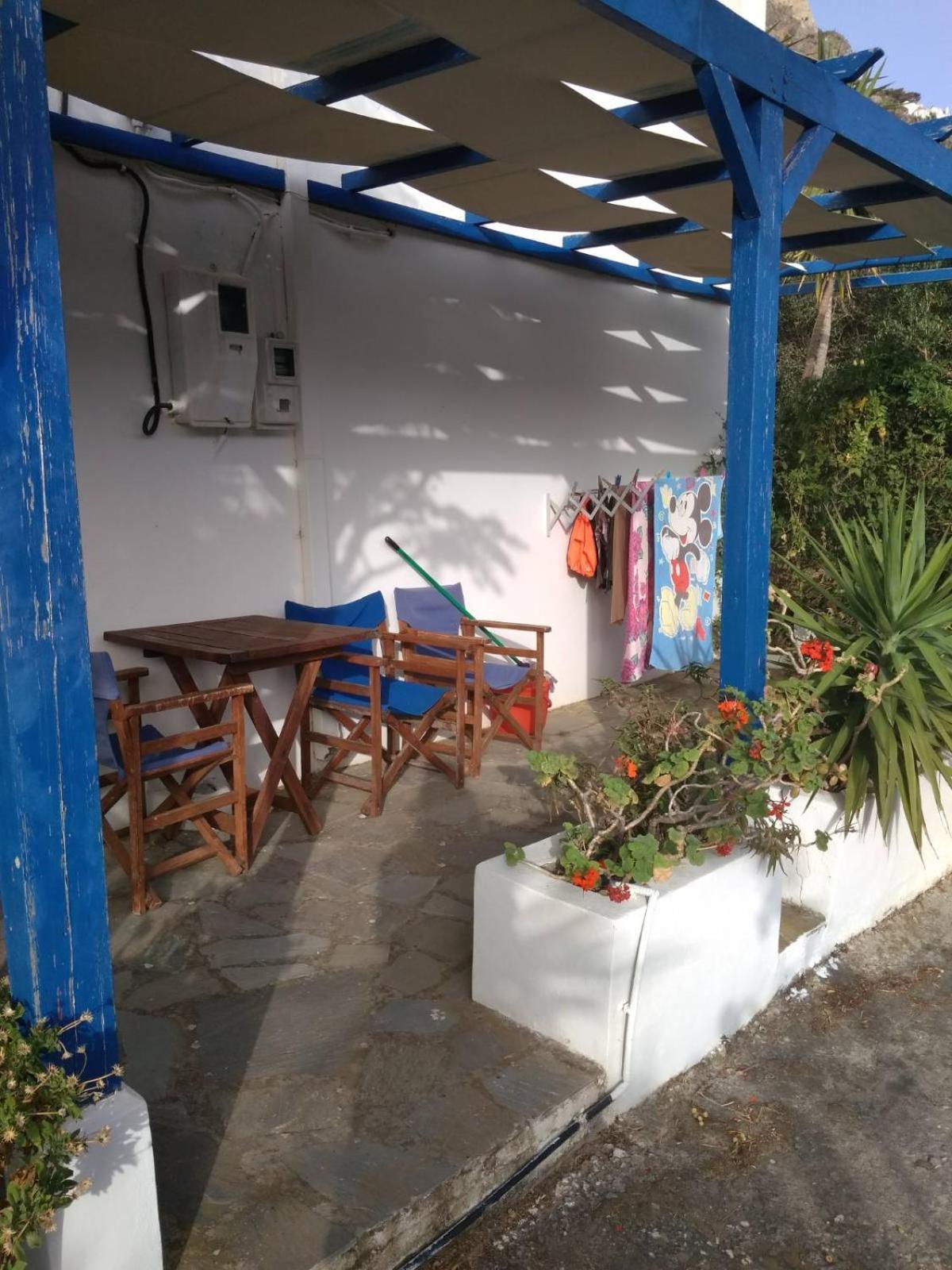 Kouvaras * Kythira Town