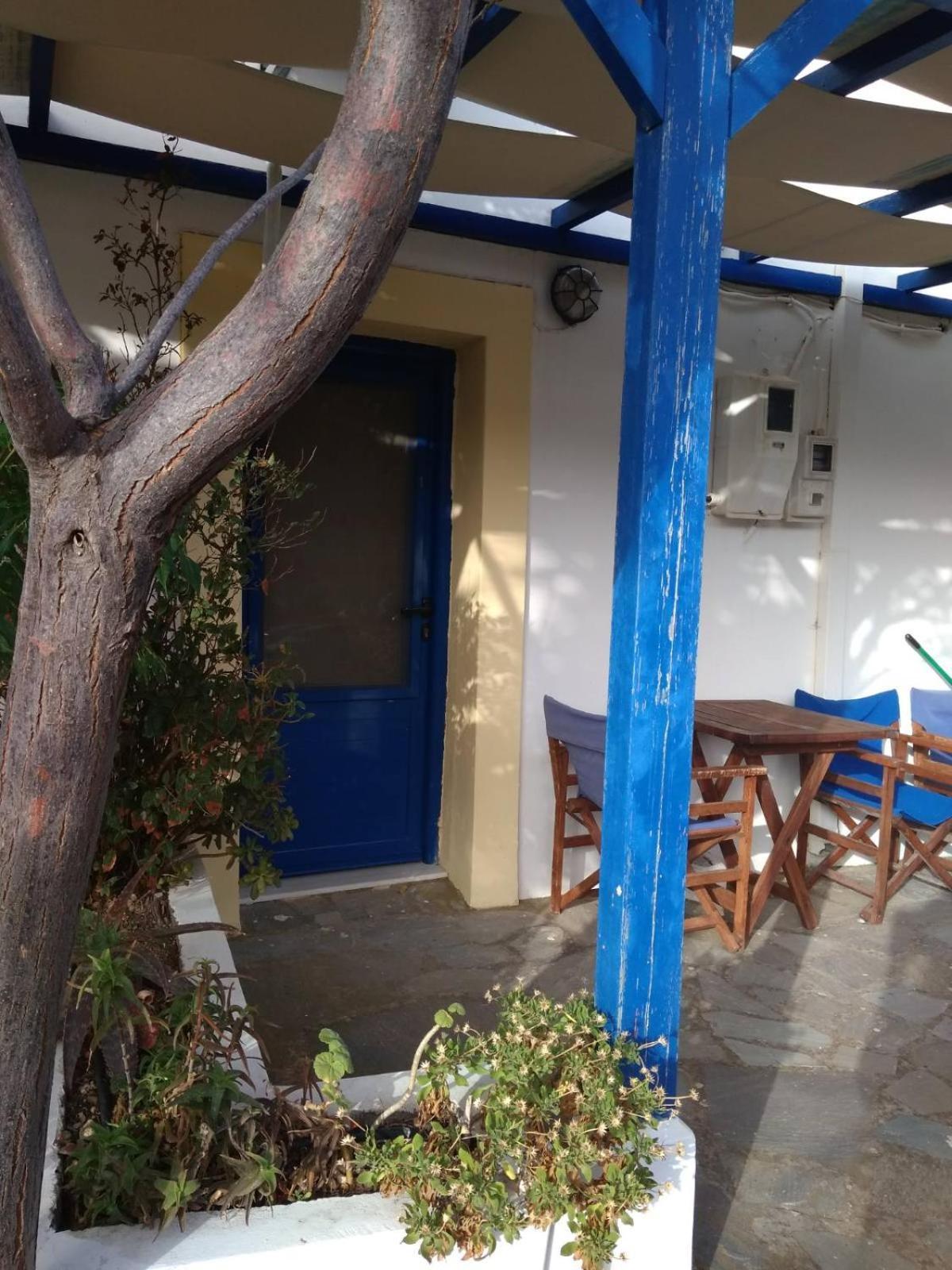 Apartment Kouvaras *
