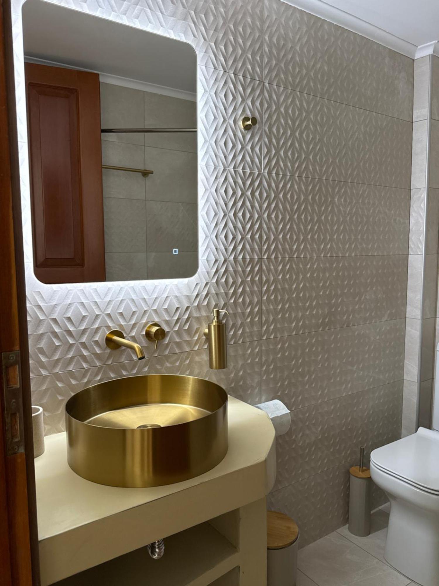 Limeni Studios Guest house *