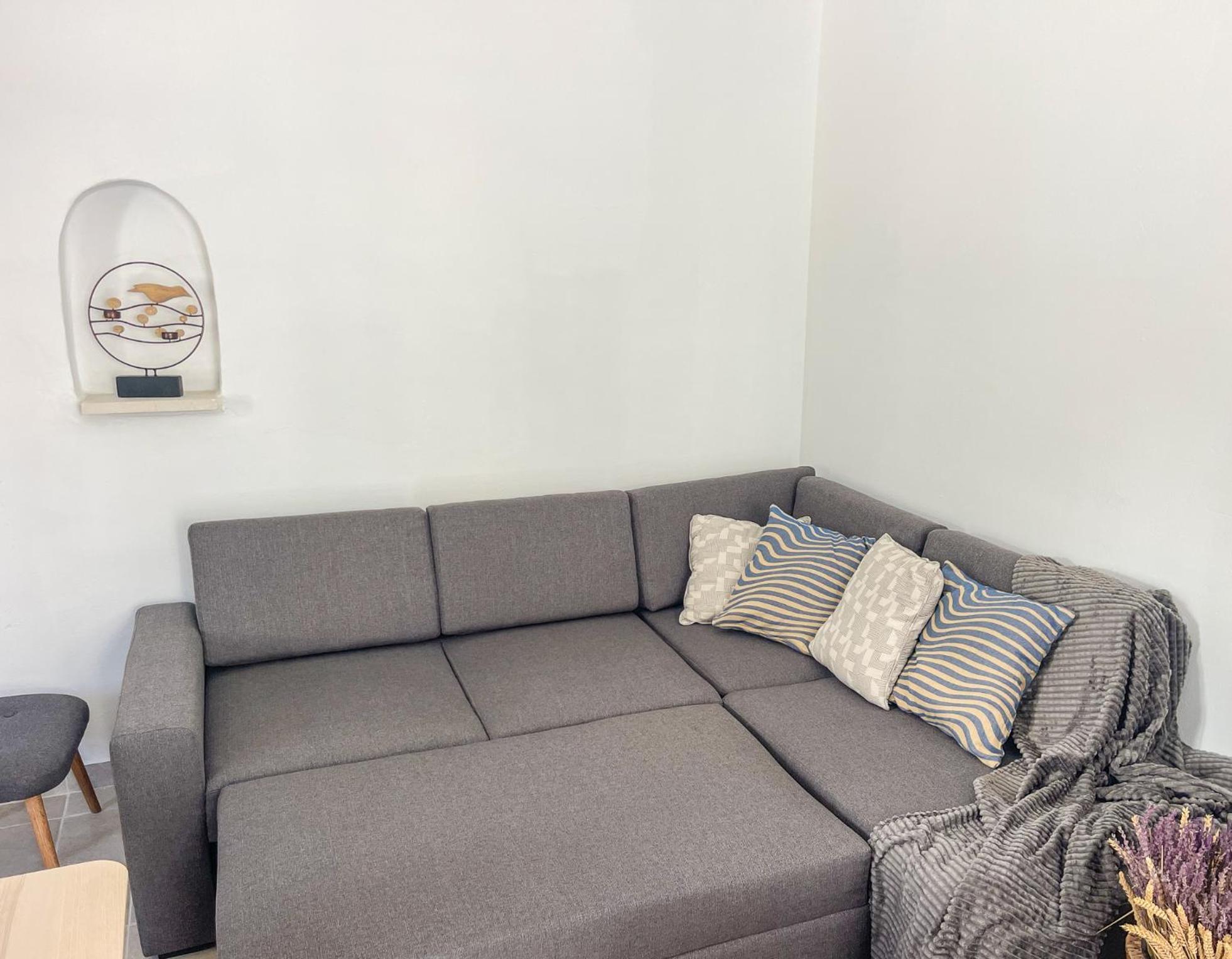 Seaside Gem - Cycladic 2br 500m From Center *