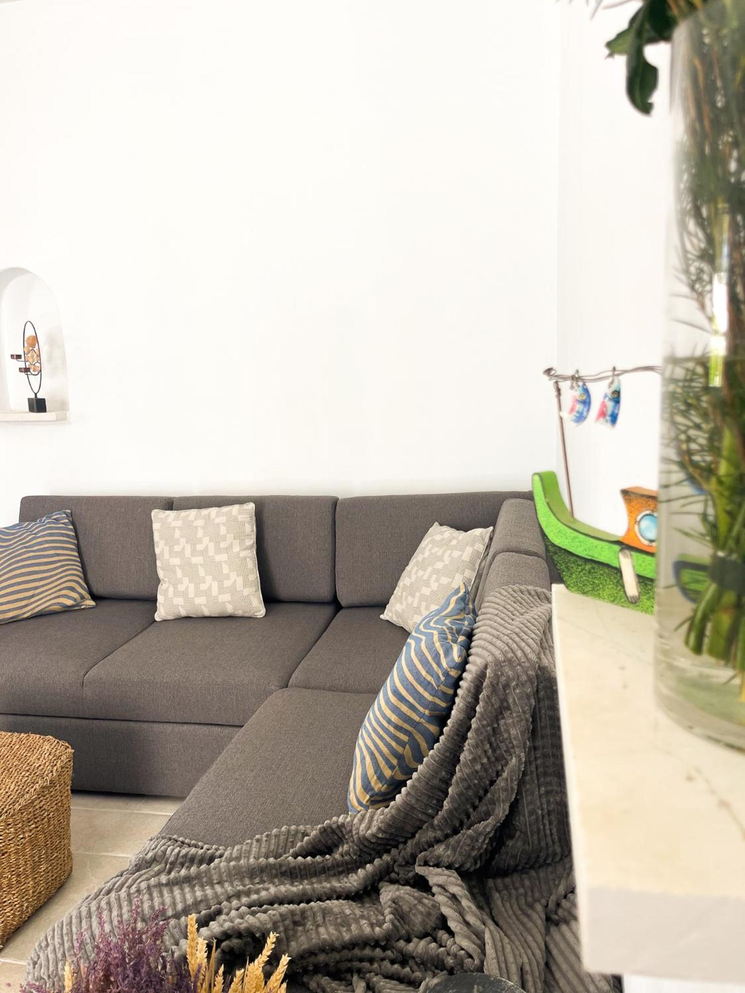 Holiday home Seaside Gem - Cycladic 2br 500m From Center