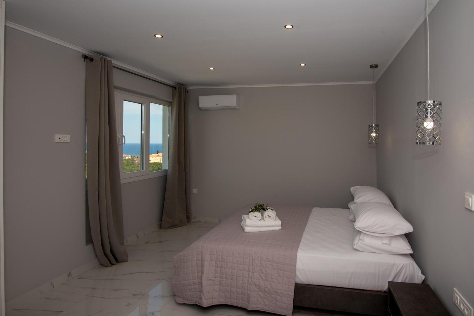 Apartment Gigi Star Luxury With Pool, Sea View