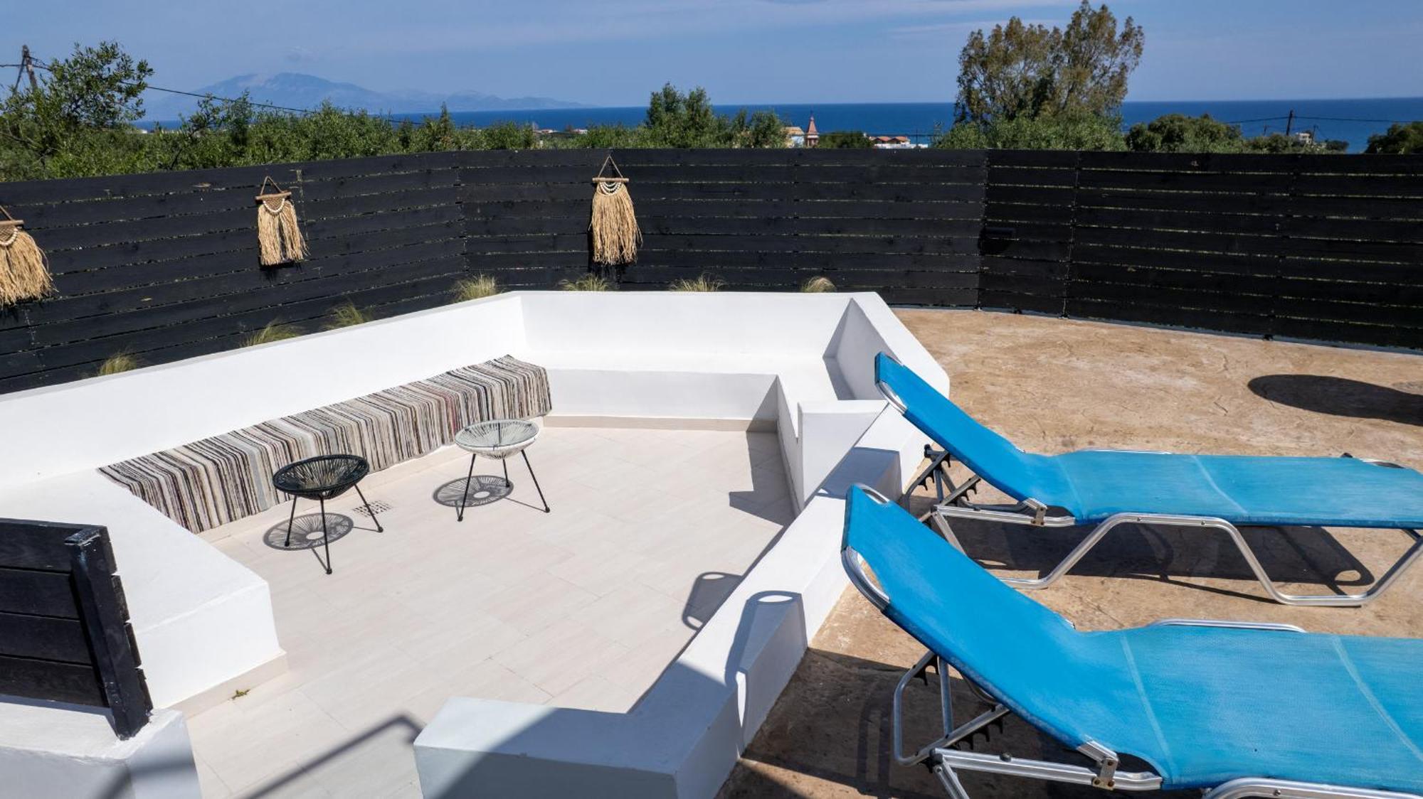 Gigi Star Luxury With Pool, Sea View Apartment