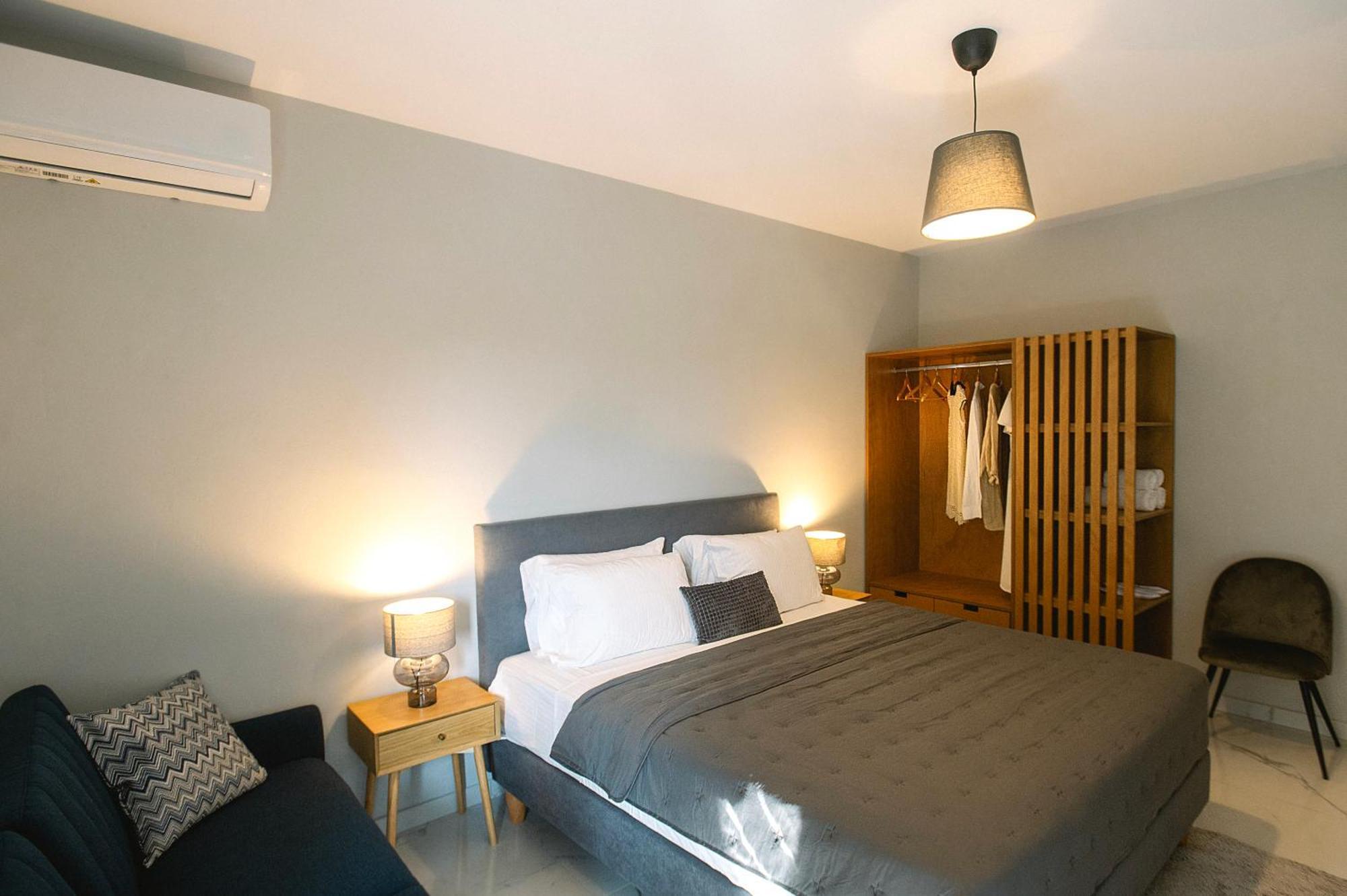 Maestro Apartment