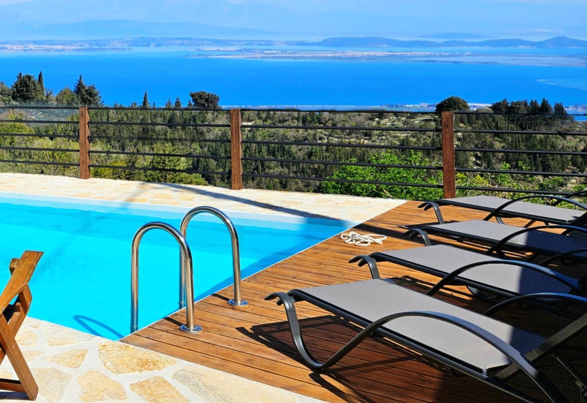 Rouga Villa *