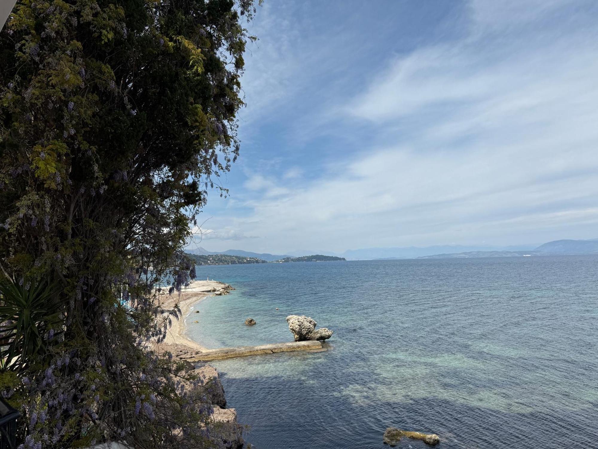 Fronte Mare - Sea Front Luxury With Private Patio * Benitses (Corfu)