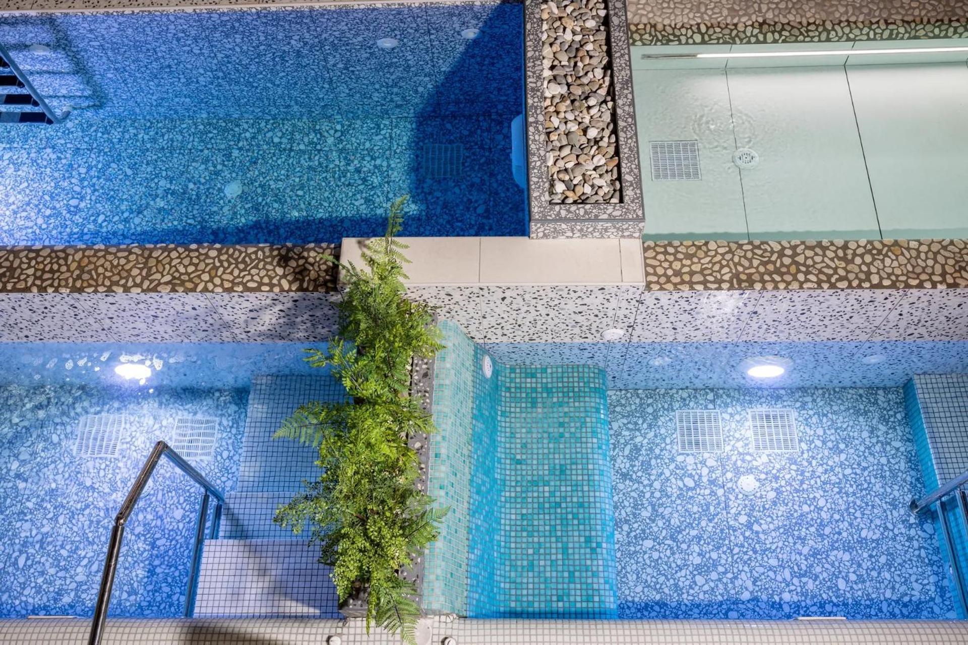 Aparthotel Pearl Seabreeze 3*