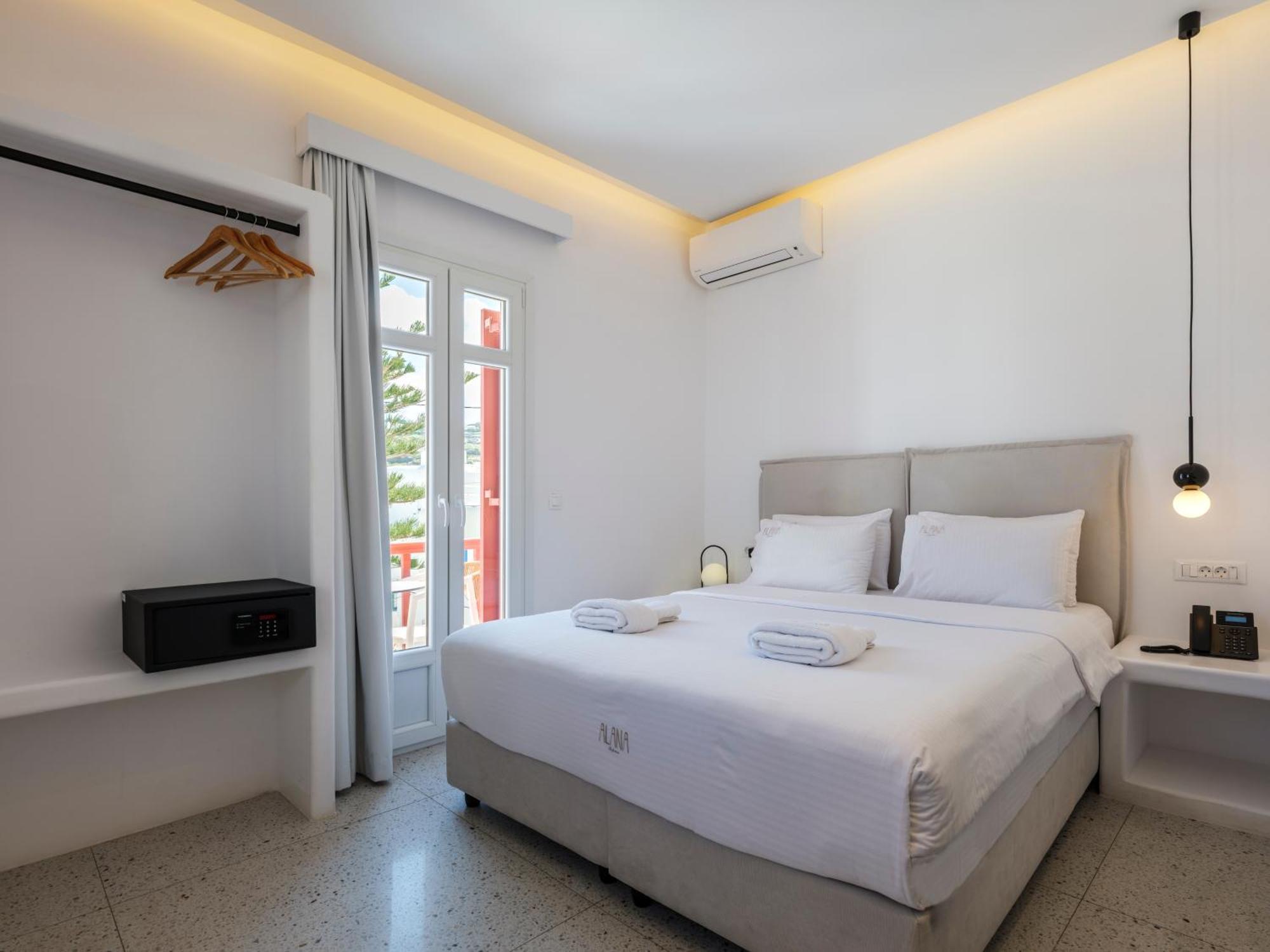 Alana Mykonos Inn