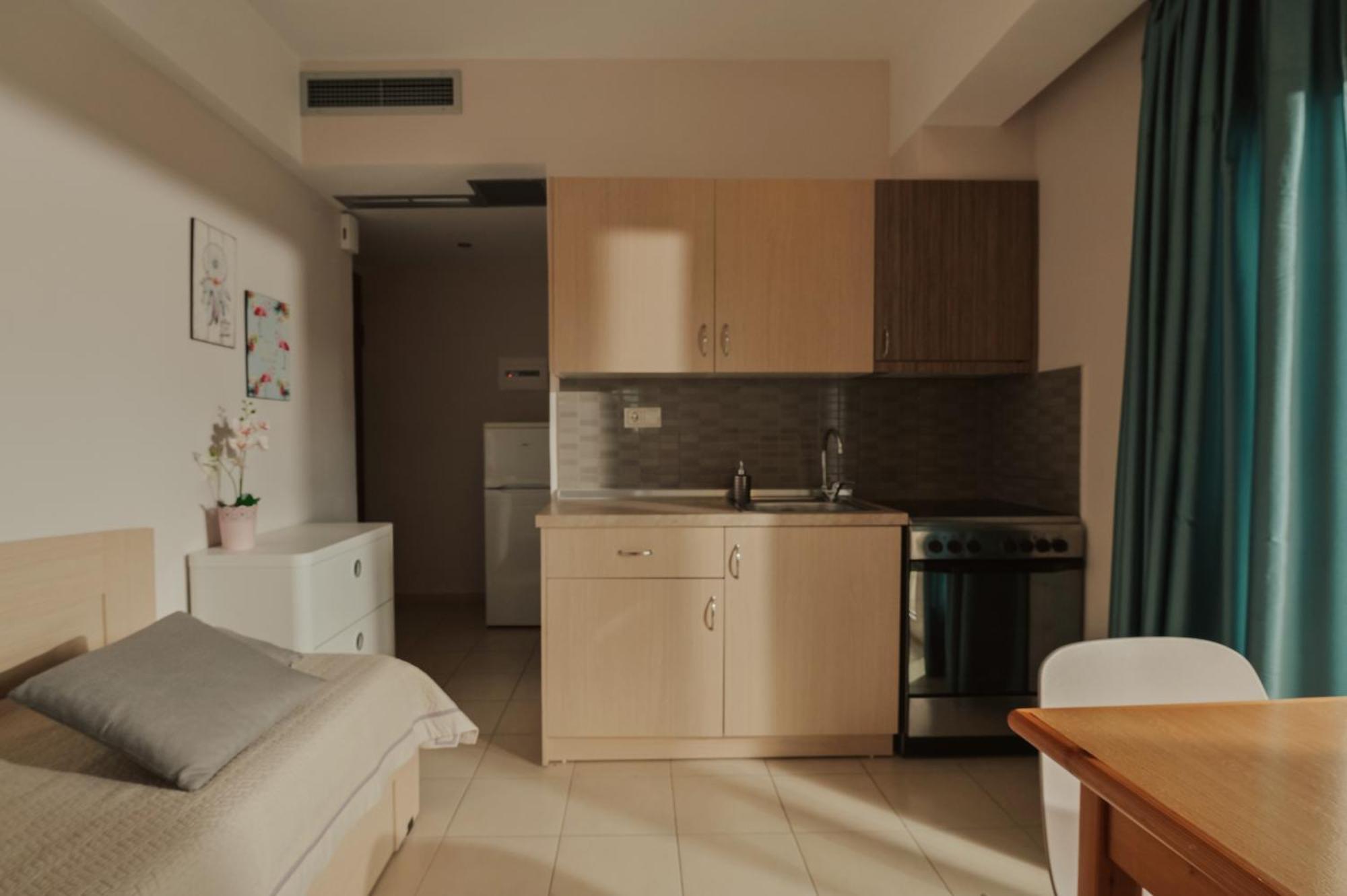 Apartment Homes *