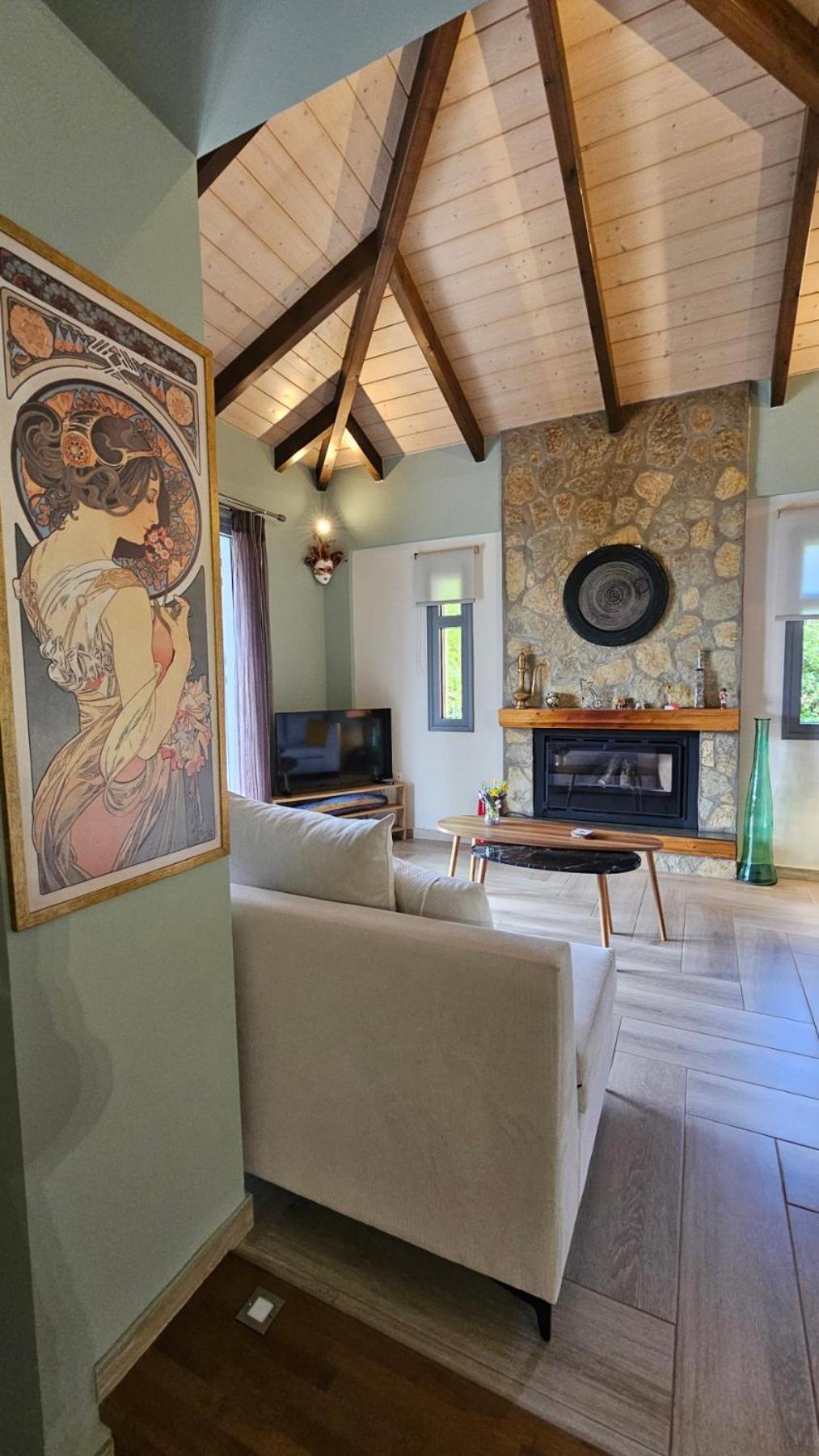 The Moon House Villa