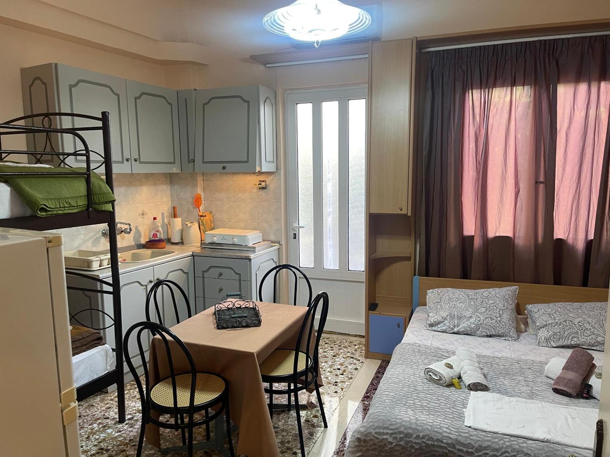 Guest house Pislis Kamena Vourla