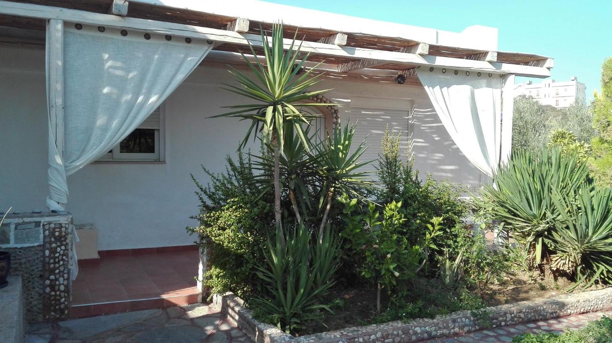 Villa Luxury Cozy With Garden Near The Sea *