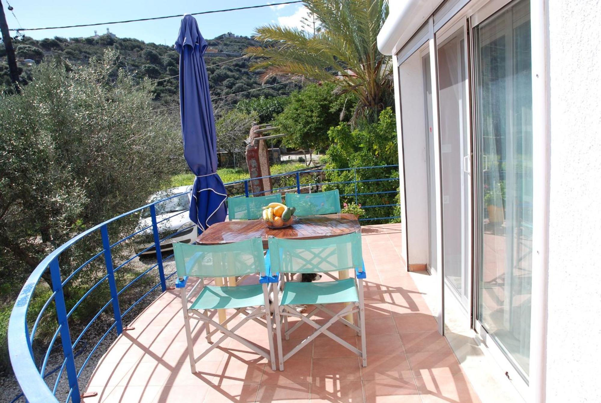 Luxury Cozy With Garden Near The Sea Villa Mardati