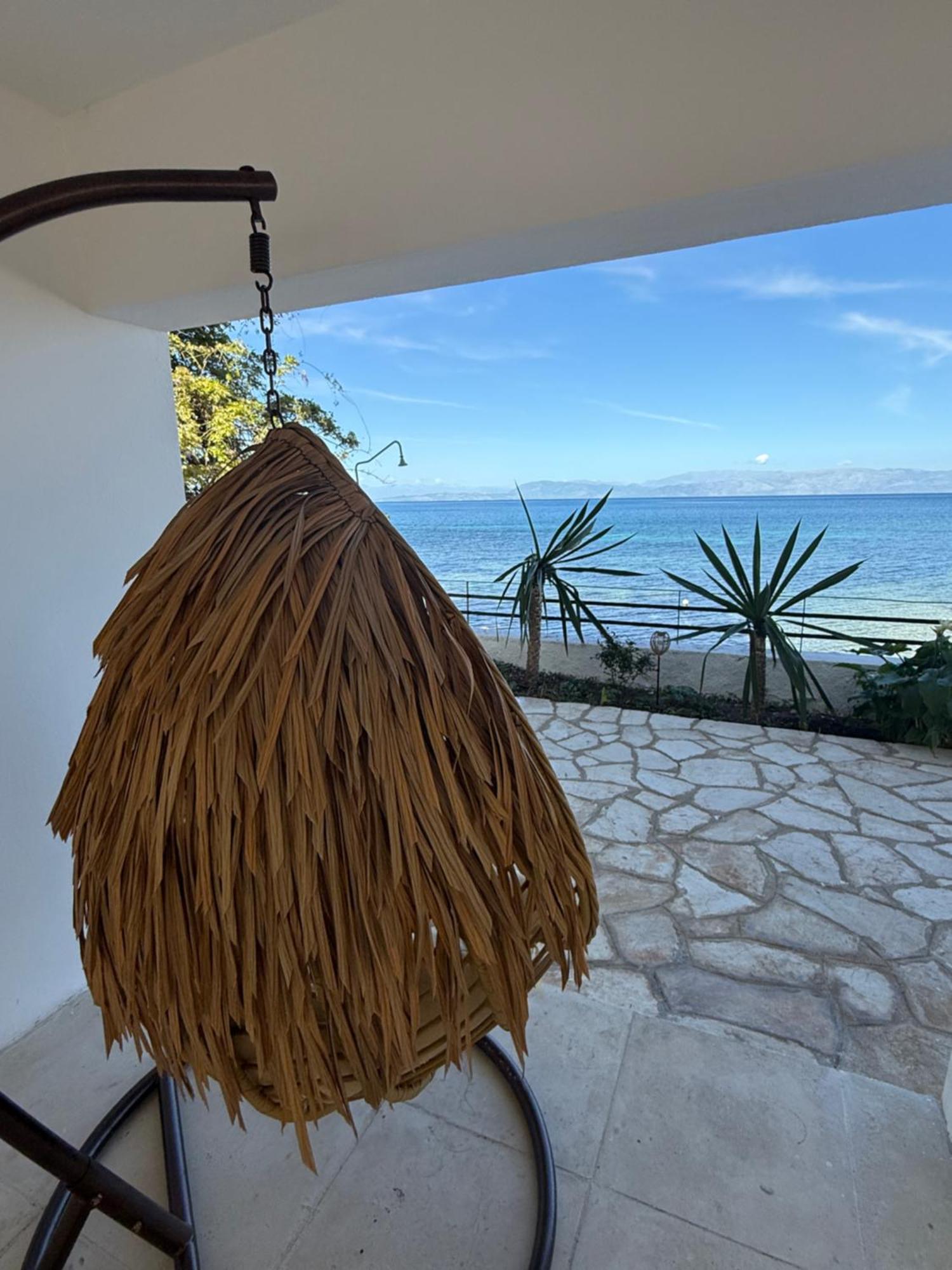 Fronte Mare - Sea Front Luxury With Private Patio Benitses (Corfu)
