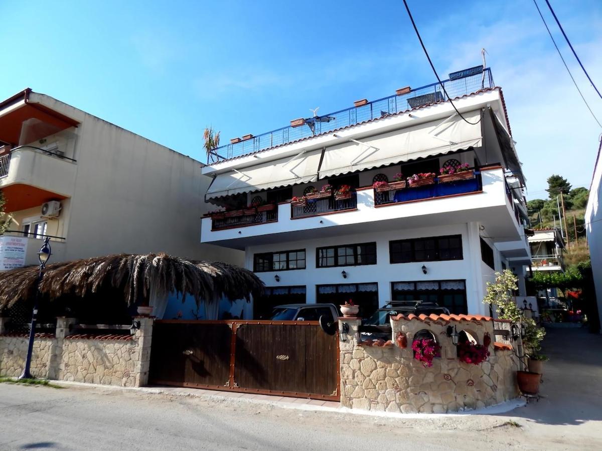 Holiday home Greek House With Seaview,parking And Yard With Bbq *
