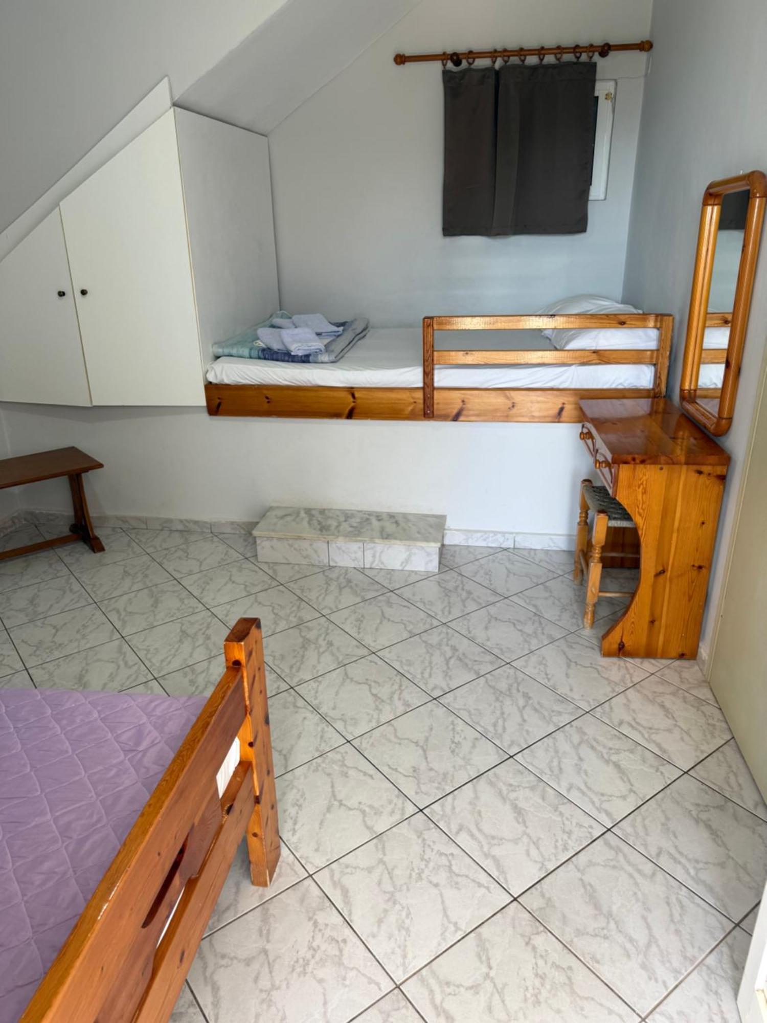 Guest house Vias