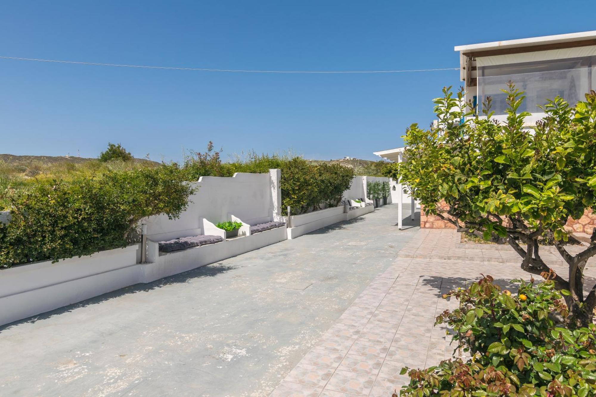 Miloessa Apartment Adamantas (Milos)