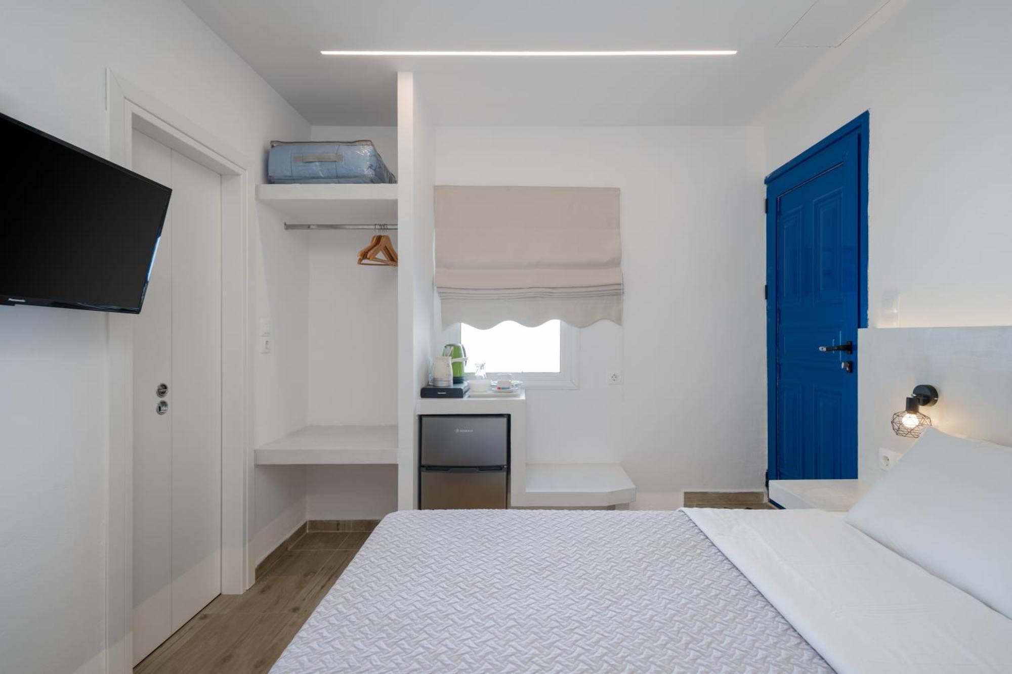 Vassilia On The Serifos Guest house 3*