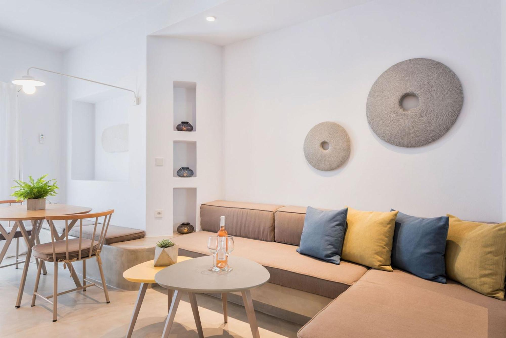 Michael Zeppos * Naousa (Paros)