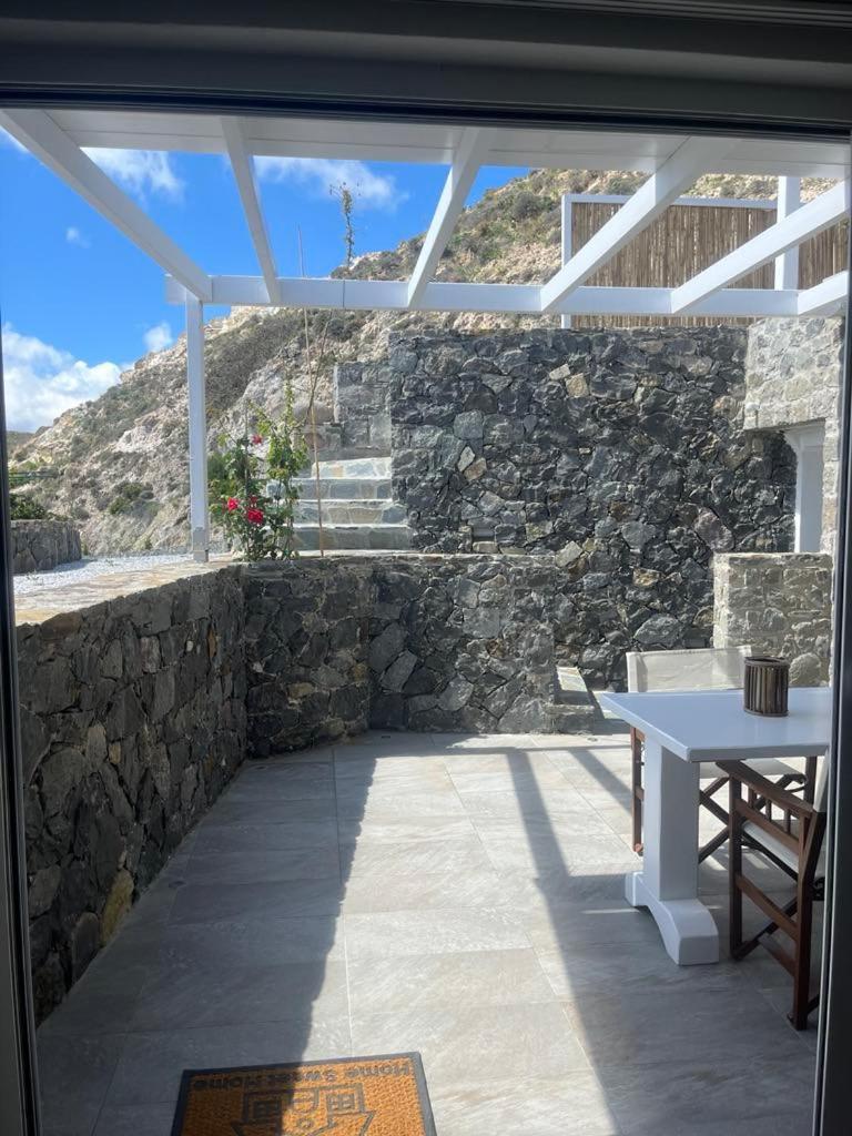 Apartment Milesian Adamantas (Milos)