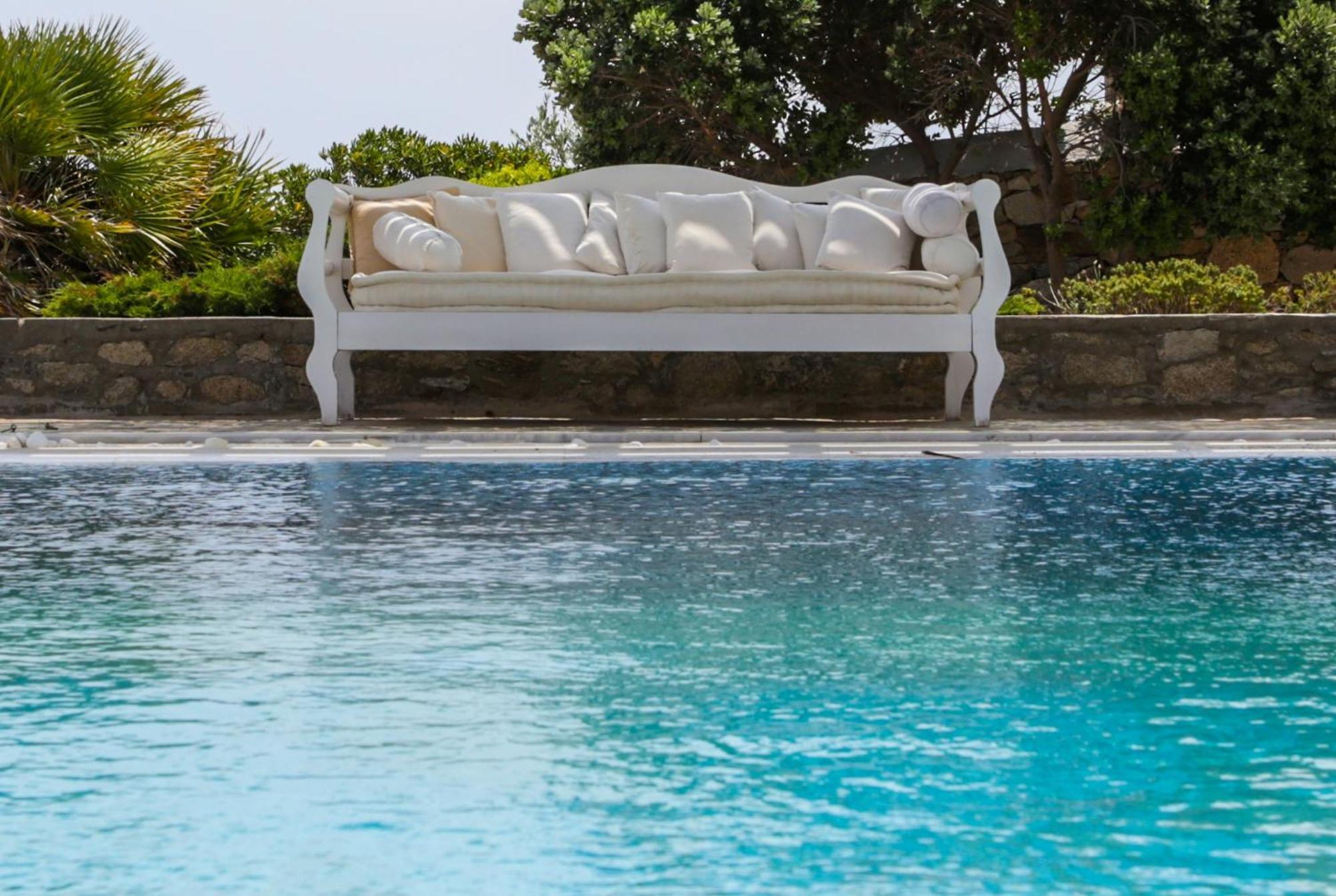Manu Mykonos Next To The Quality Brand & * Mykonos Town